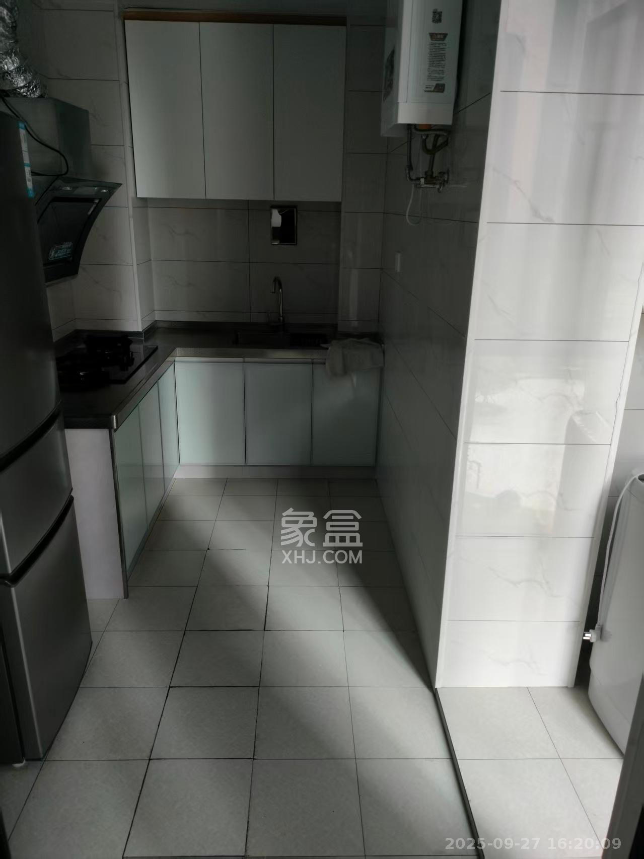 紫华郡  2室1厅1卫   1700.00元/月室内图