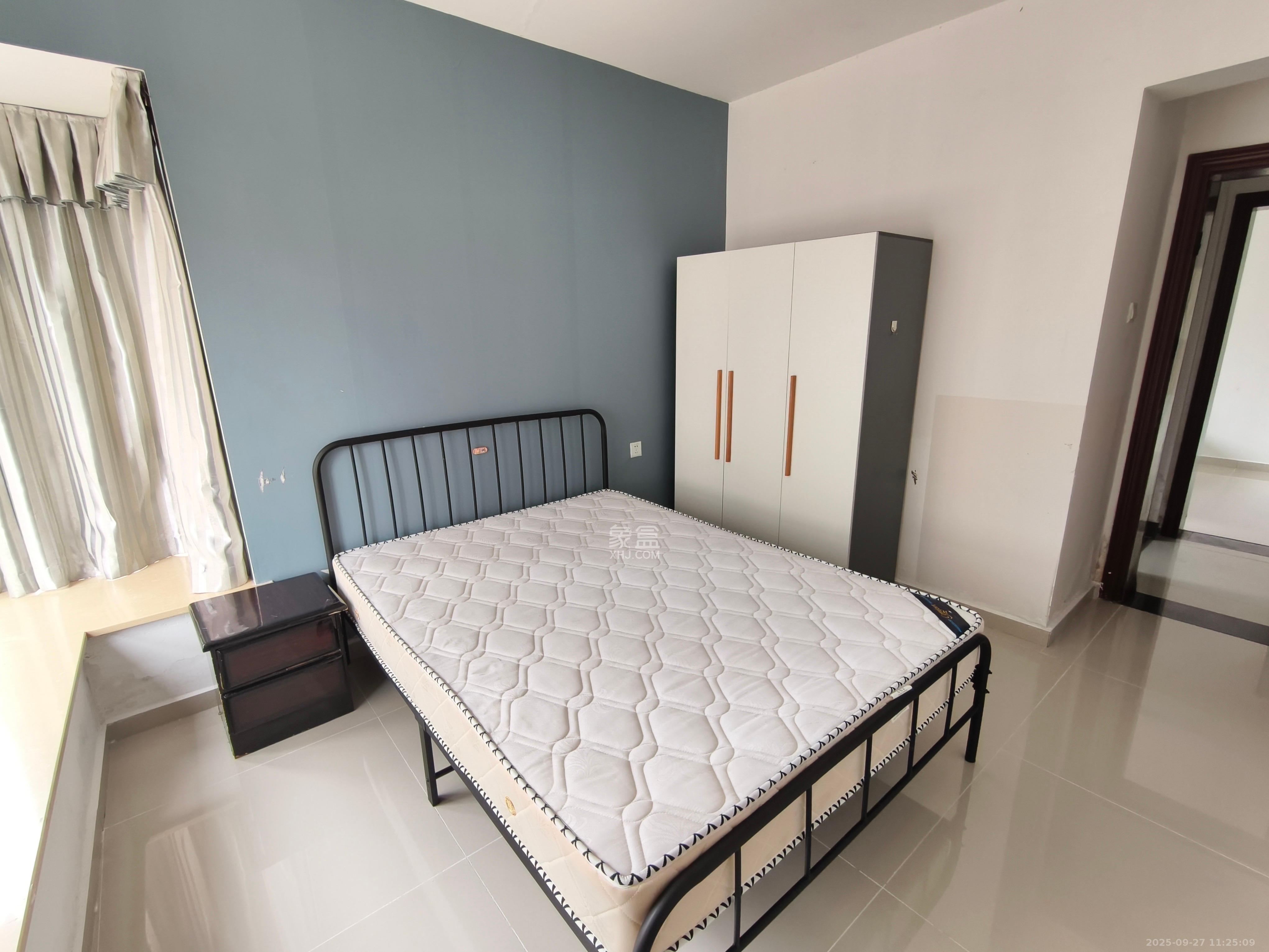 万芙锦城  2室2厅1卫    1900.0元/月 万芙锦城  2室2厅1卫    1900.0元/月室内图