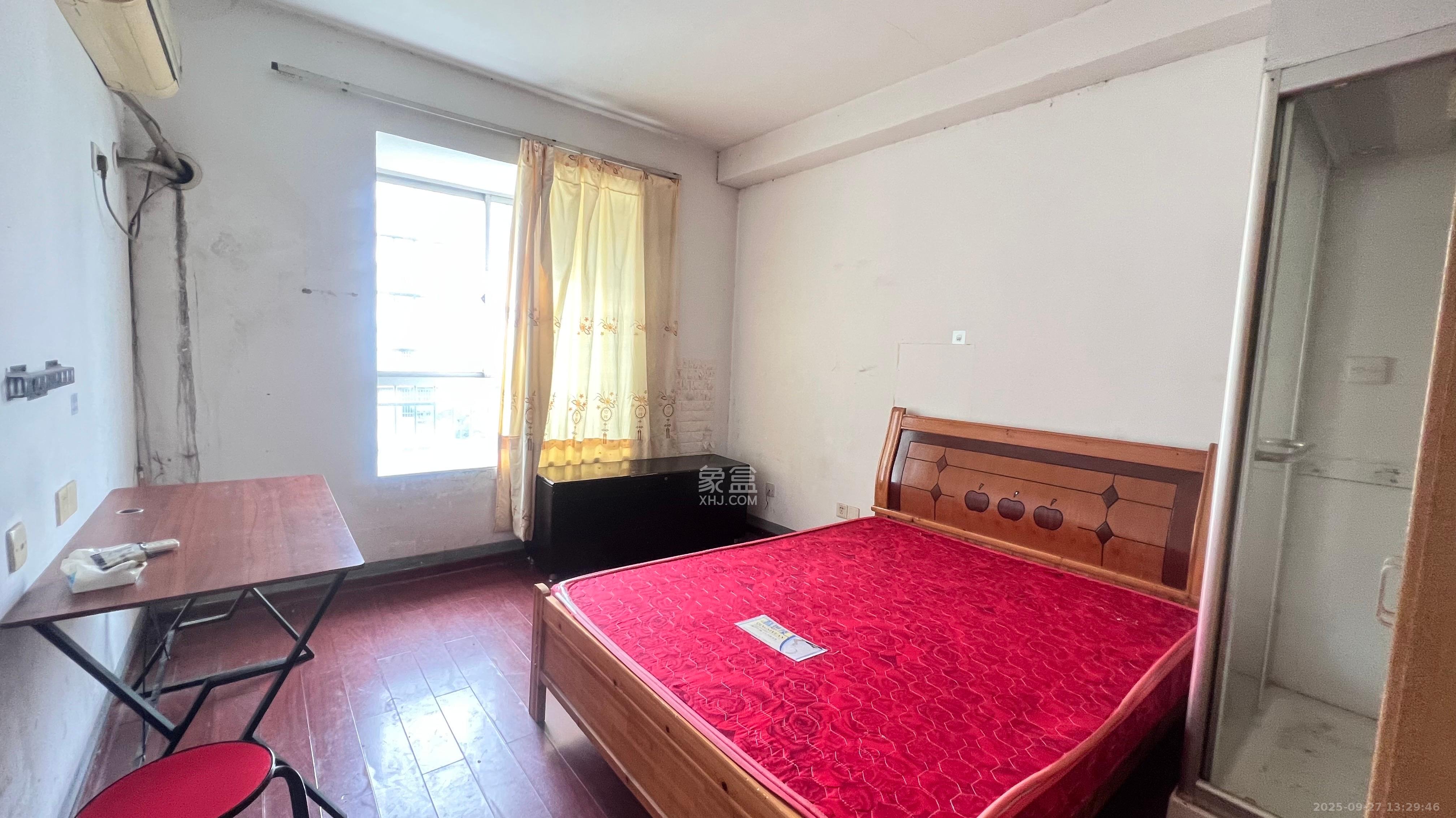 中南汽车世界 2室1厅1卫 1000.0元/月 中南汽车世界 2室1厅1卫 1000.0元/月室内图