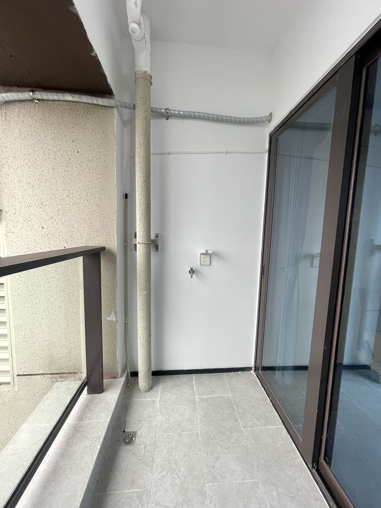 华润中心  2室1厅1卫   4000.00元/月室内图