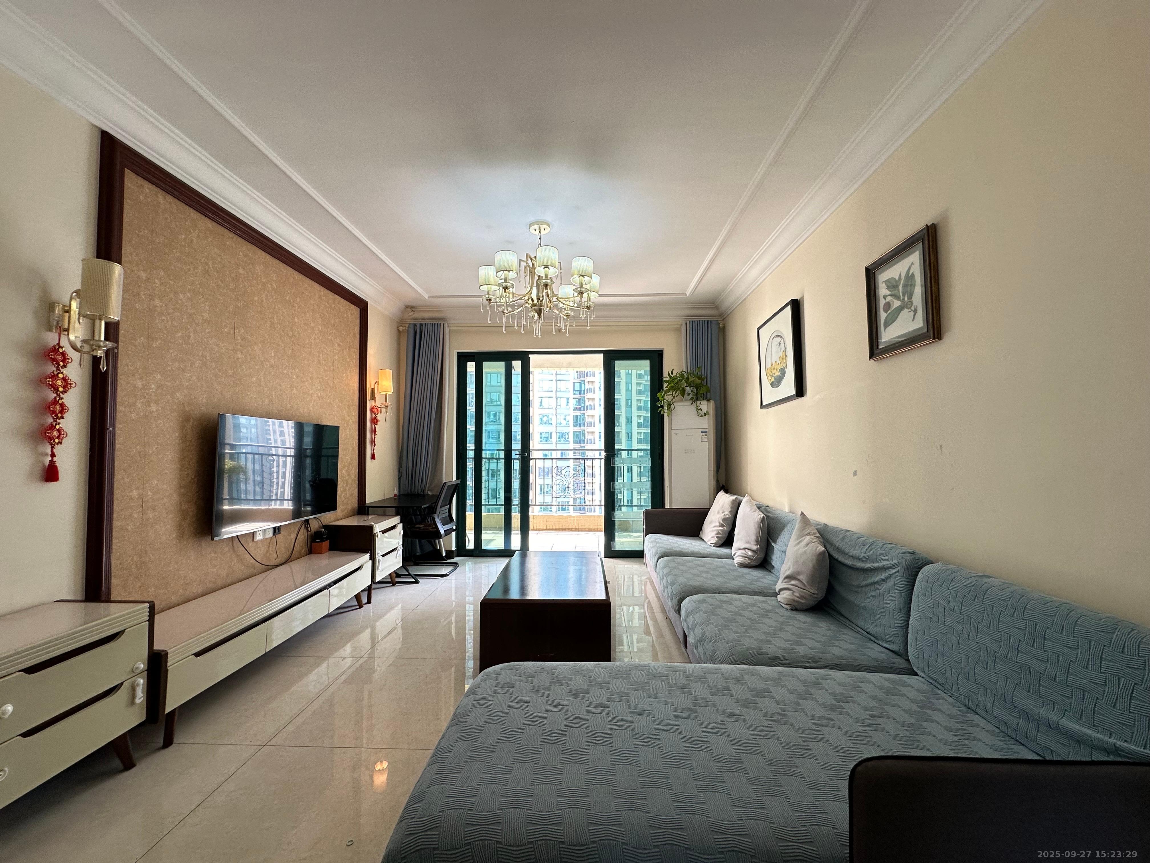 恒大雅苑 3室2厅2卫 2800.0元/月 恒大雅苑 3室2厅2卫 2800.0元/月室内图