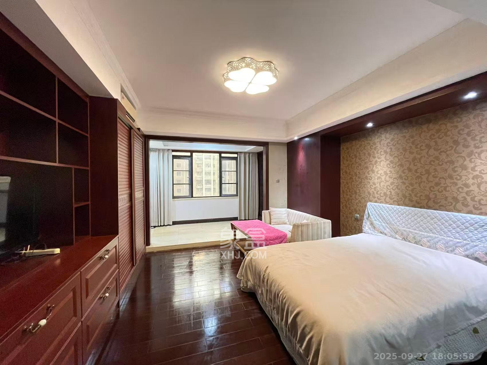 沁园春御院  1室0厅1卫    1800.0元/月 沁园春御院  1室0厅1卫    1800.0元/月室内图