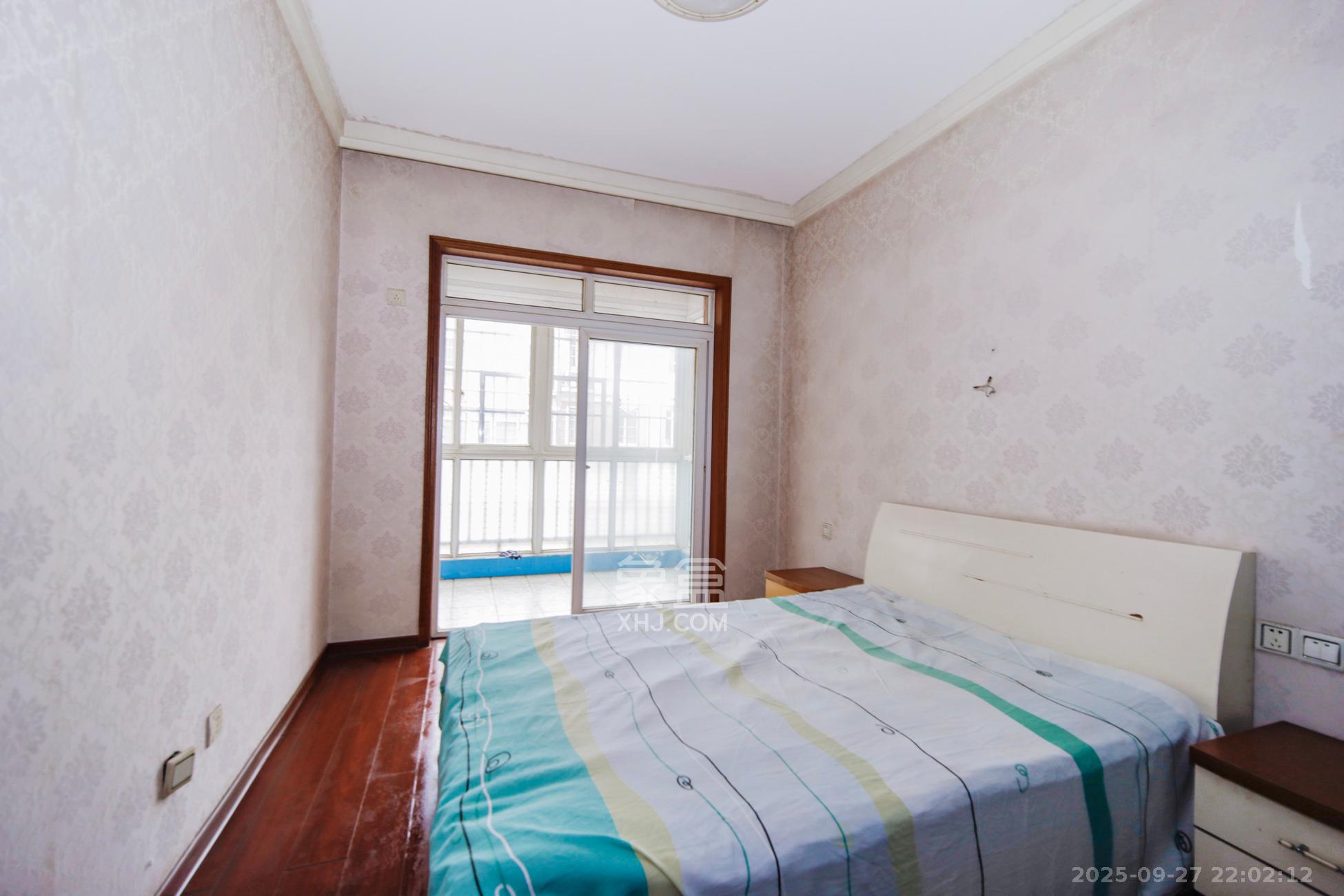 金信阳光在线  2室2厅1卫    42.8万卧室