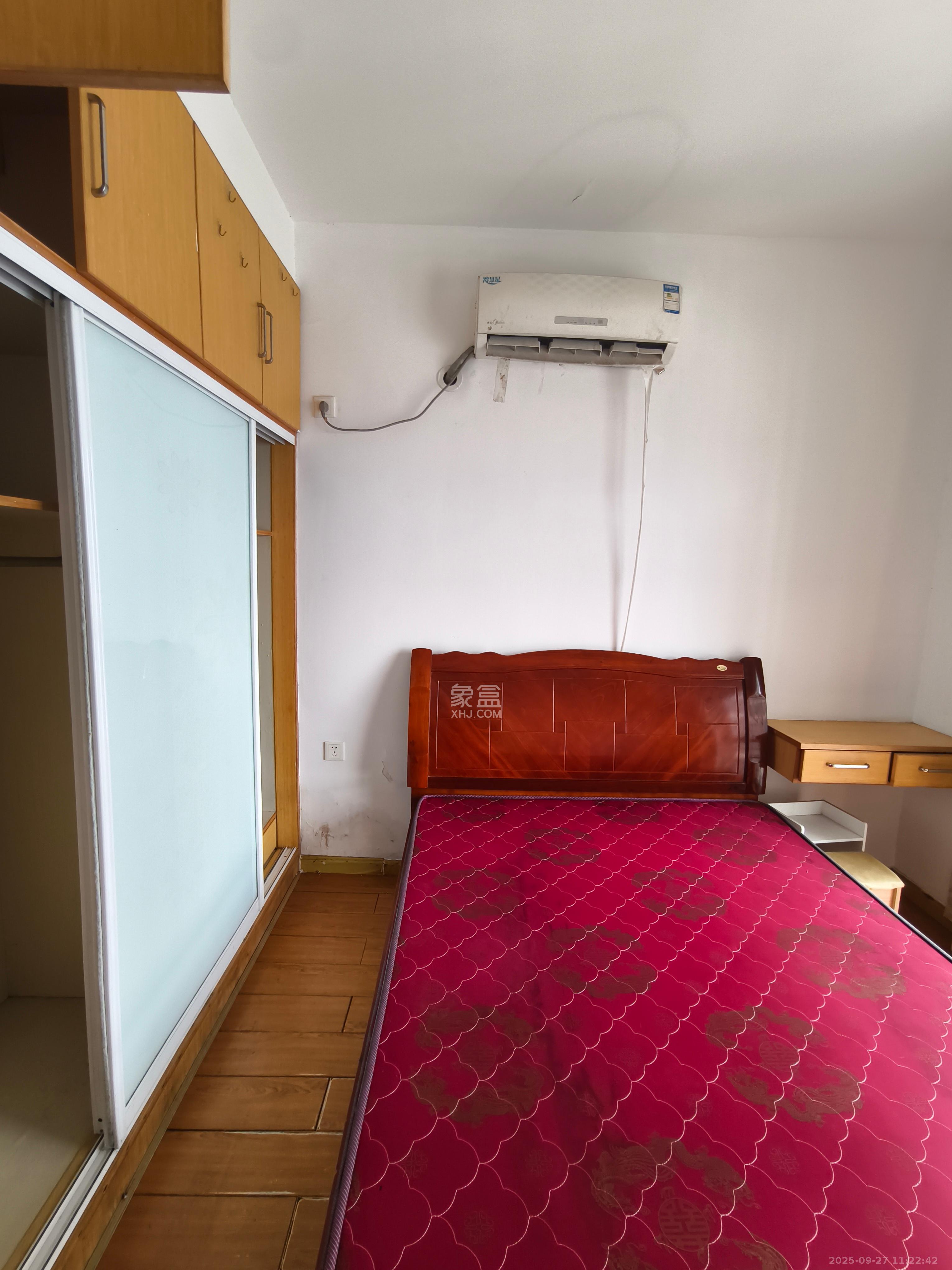 谋房博客(博客天街) 2室2厅1卫 1800.0元/月 谋房博客(博客天街) 2室2厅1卫 1800.0元/月室内图