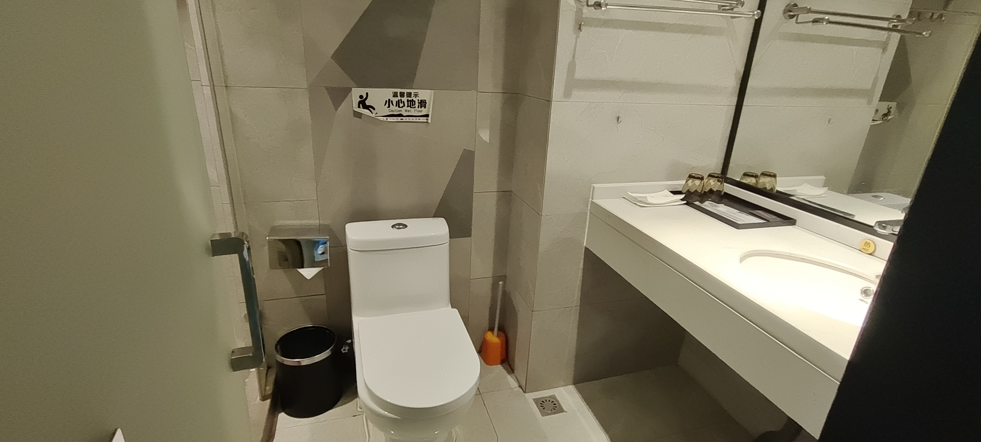 佳源罗马都市  2室1厅1卫   1700.00元/月室内图