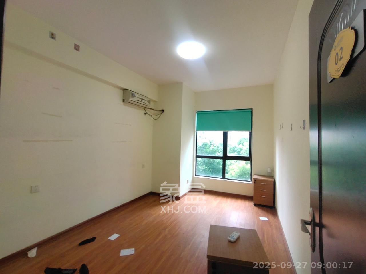 达美D6区 4室2厅2卫 3200.0元/月 达美D6区 4室2厅2卫 3200.0元/月室内图