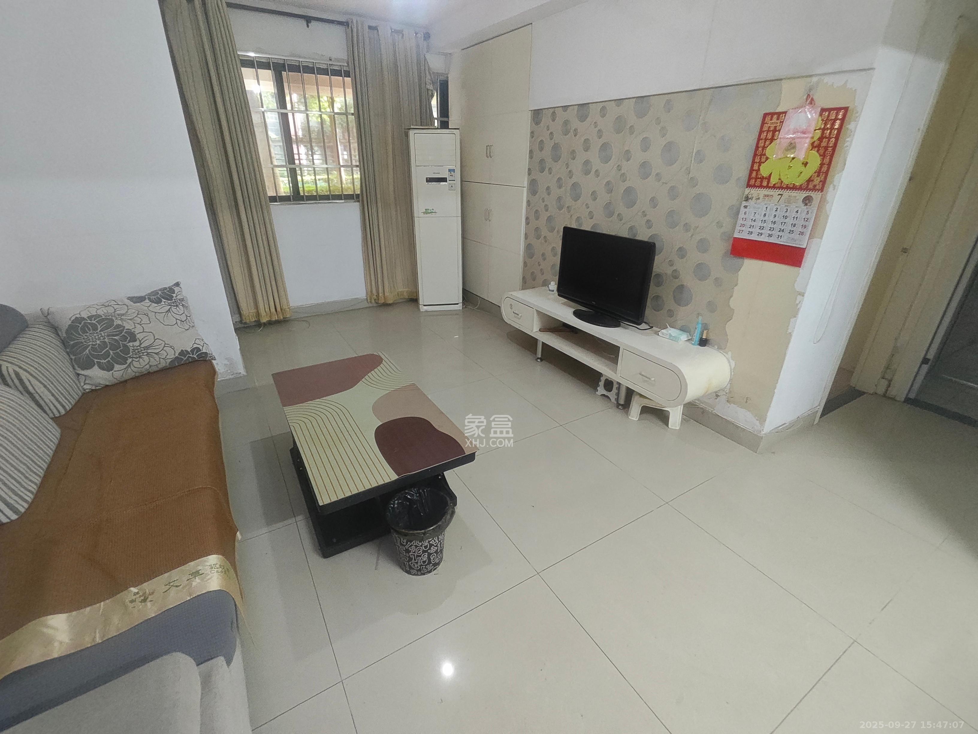 西城龙庭 2室2厅1卫 2000.0元/月 西城龙庭 2室2厅1卫 2000.0元/月室内图