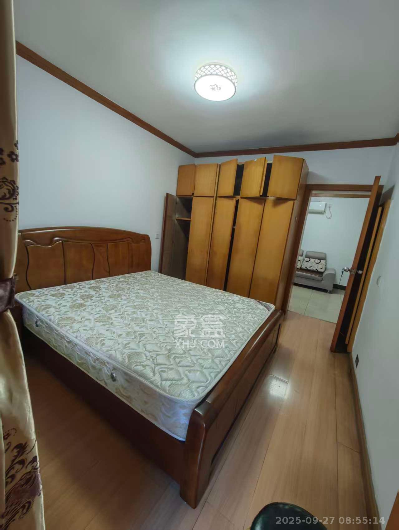 市总工会宿舍(司马里36号) 3室1厅1卫 2000.0元/月 市总工会宿舍(司马里36号) 3室1厅1卫 2000.0元/月室内图