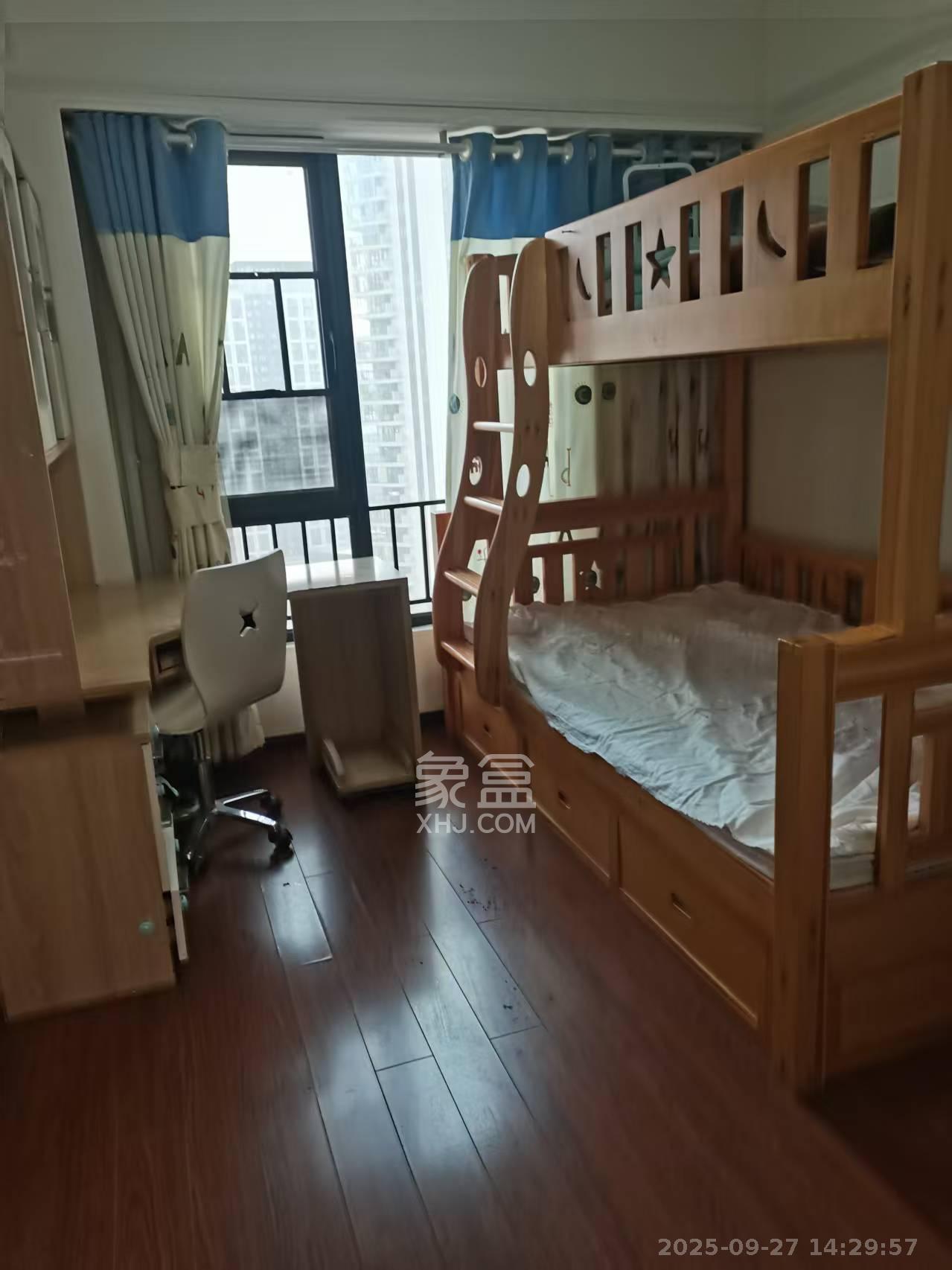 万科魅力之城非凡里 3室2厅2卫 2800.0元/月 万科魅力之城非凡里 3室2厅2卫 2800.0元/月室内图