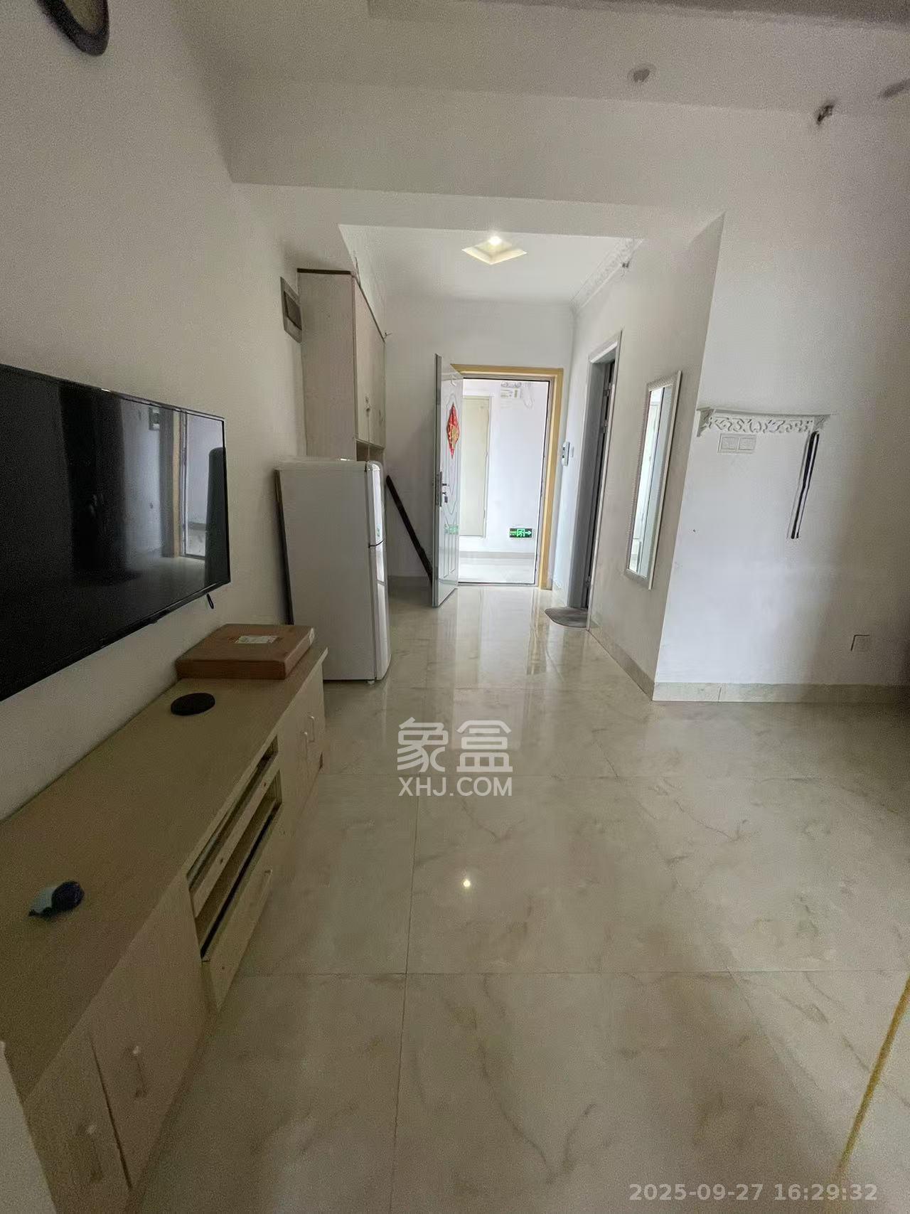 怡海星城 2室1厅1卫 1100.0元/月 怡海星城 2室1厅1卫 1100.0元/月室内图