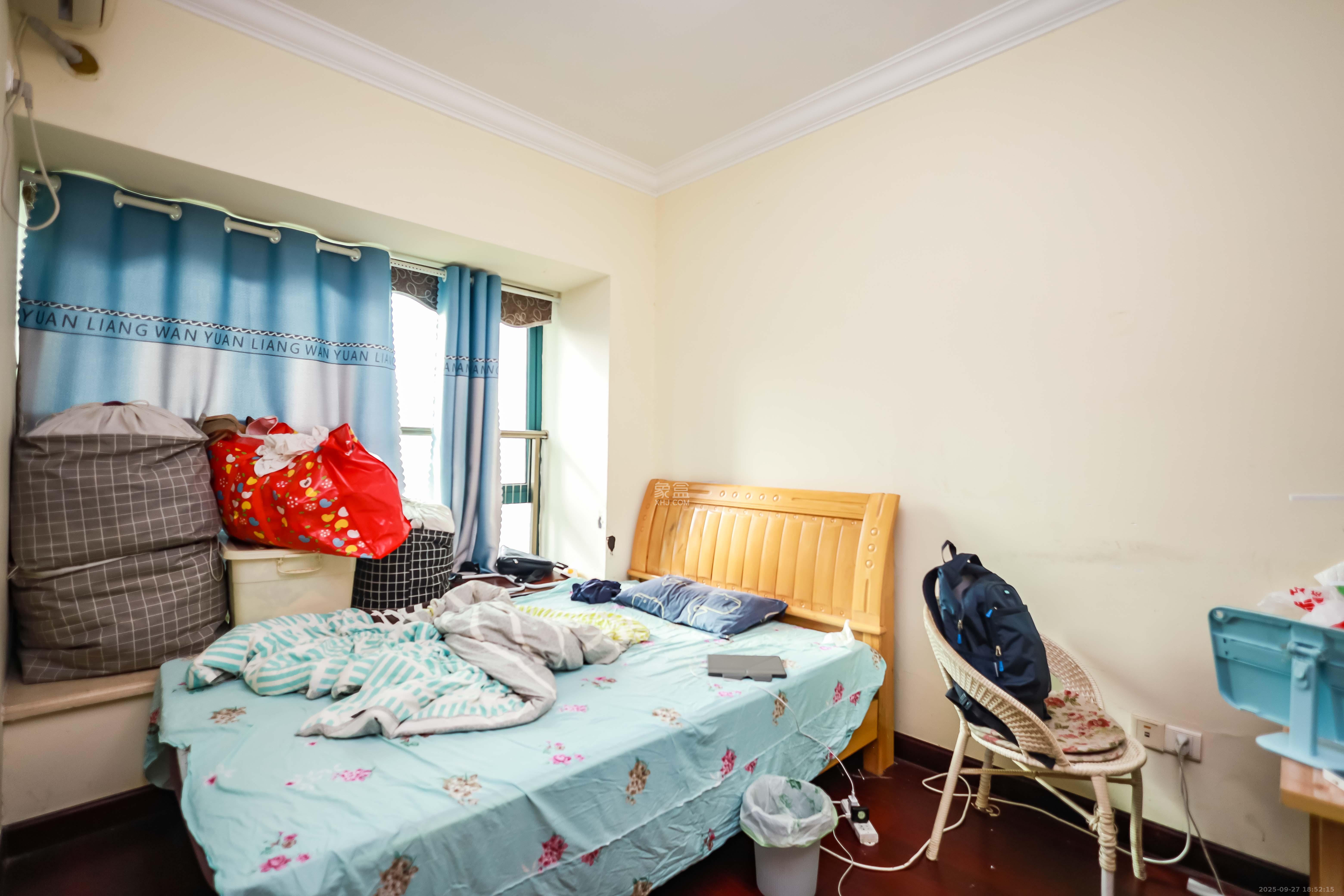 恒大华府 2室2厅1卫 120.0万 恒大华府 2室2厅1卫 120.0万卧室