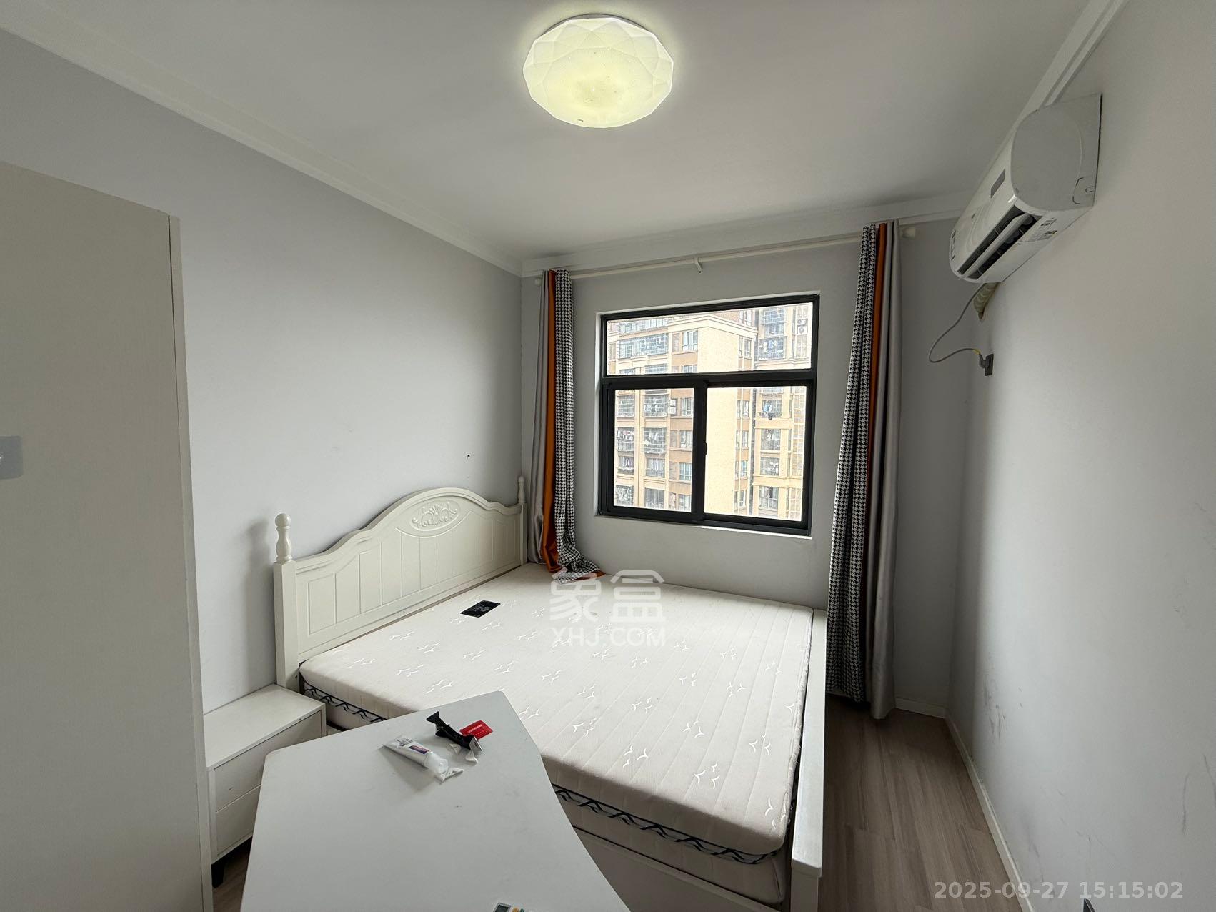 五矿紫湖香醍  3室2厅1卫    1900.0元/月