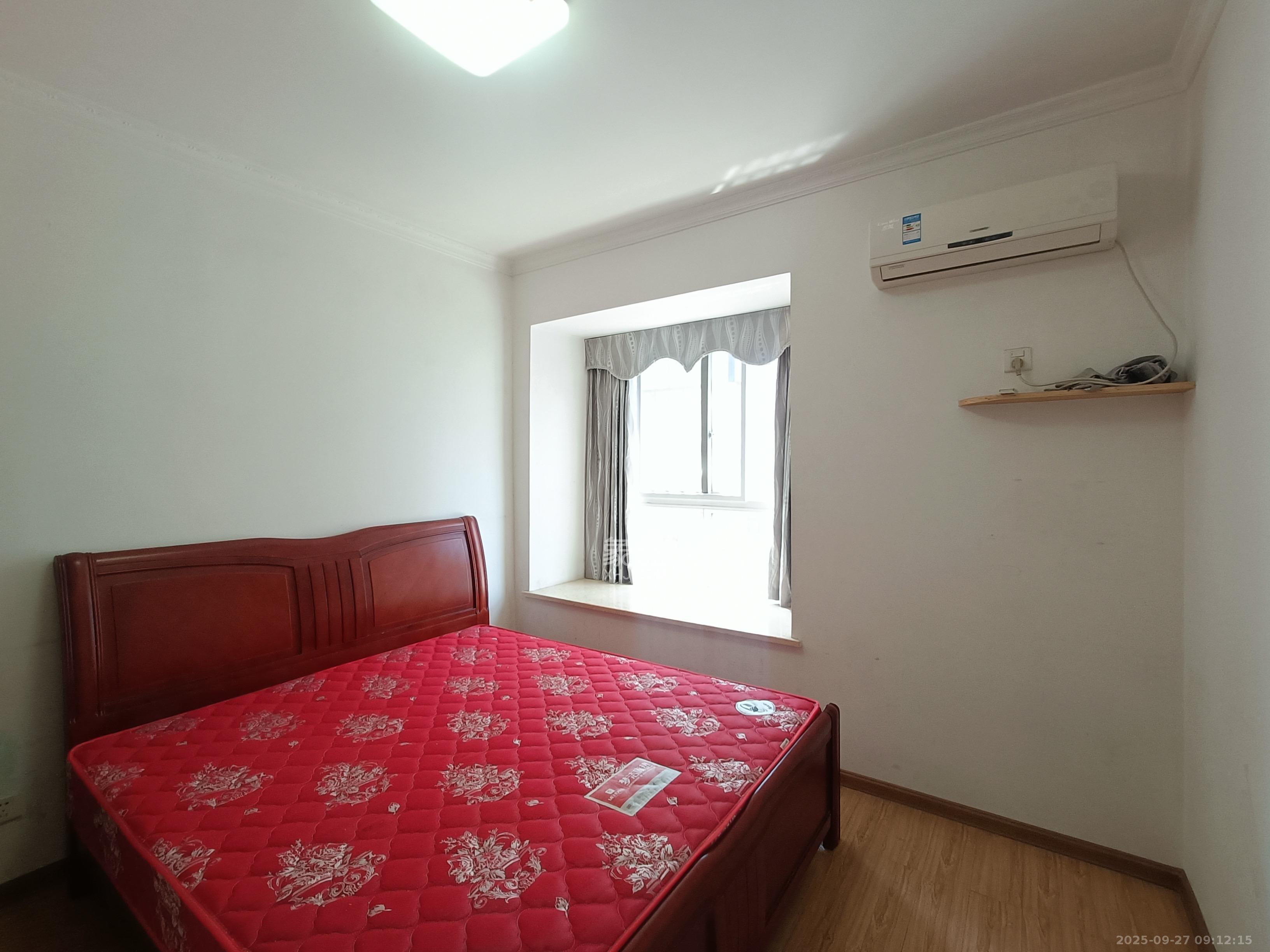 东门尚苑 2室2厅1卫 1500.0元/月 东门尚苑 2室2厅1卫 1500.0元/月室内图