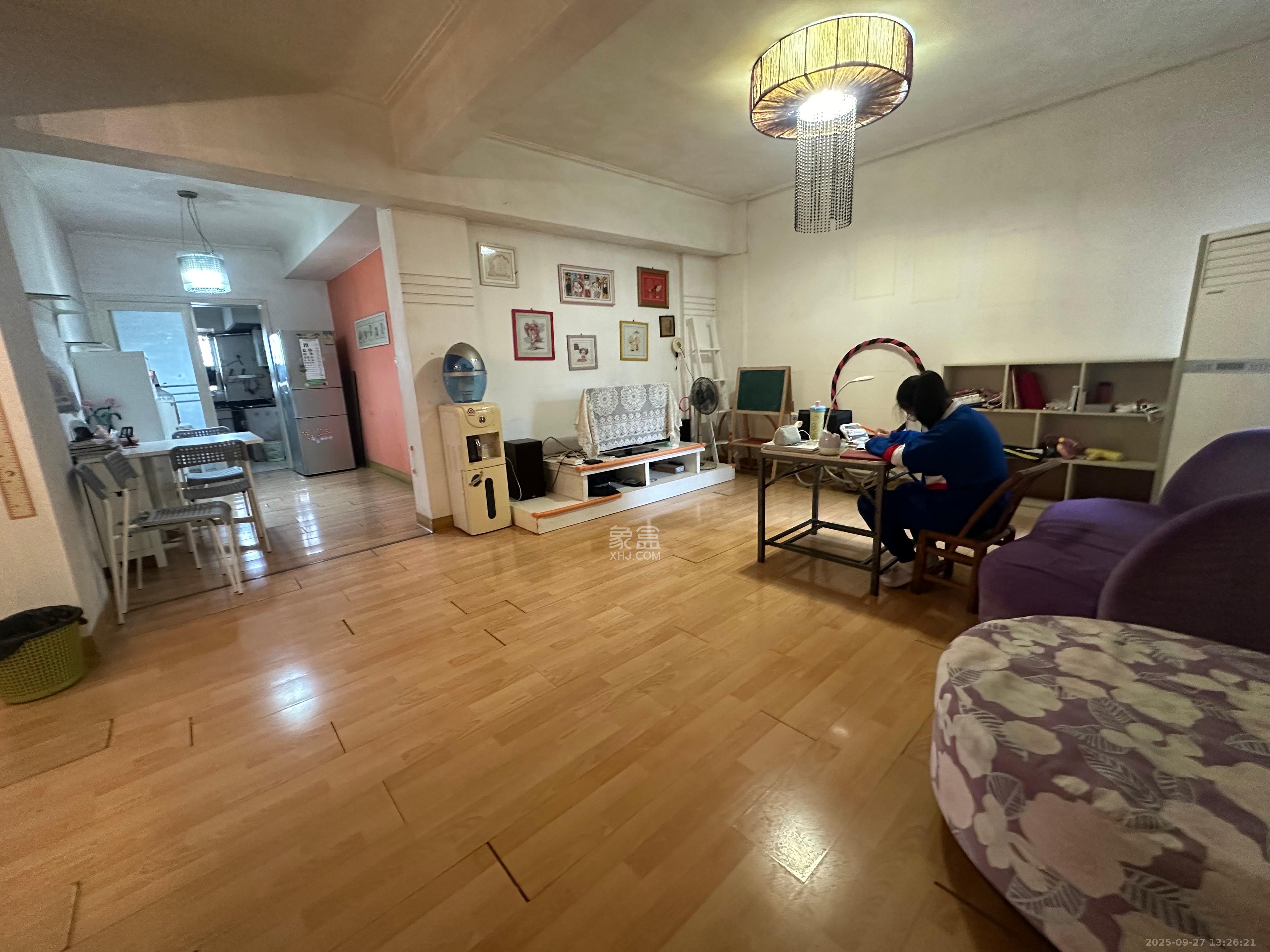 南沙公寓 1室1厅1卫 1600.0元/月 南沙公寓 1室1厅1卫 1600.0元/月室内图