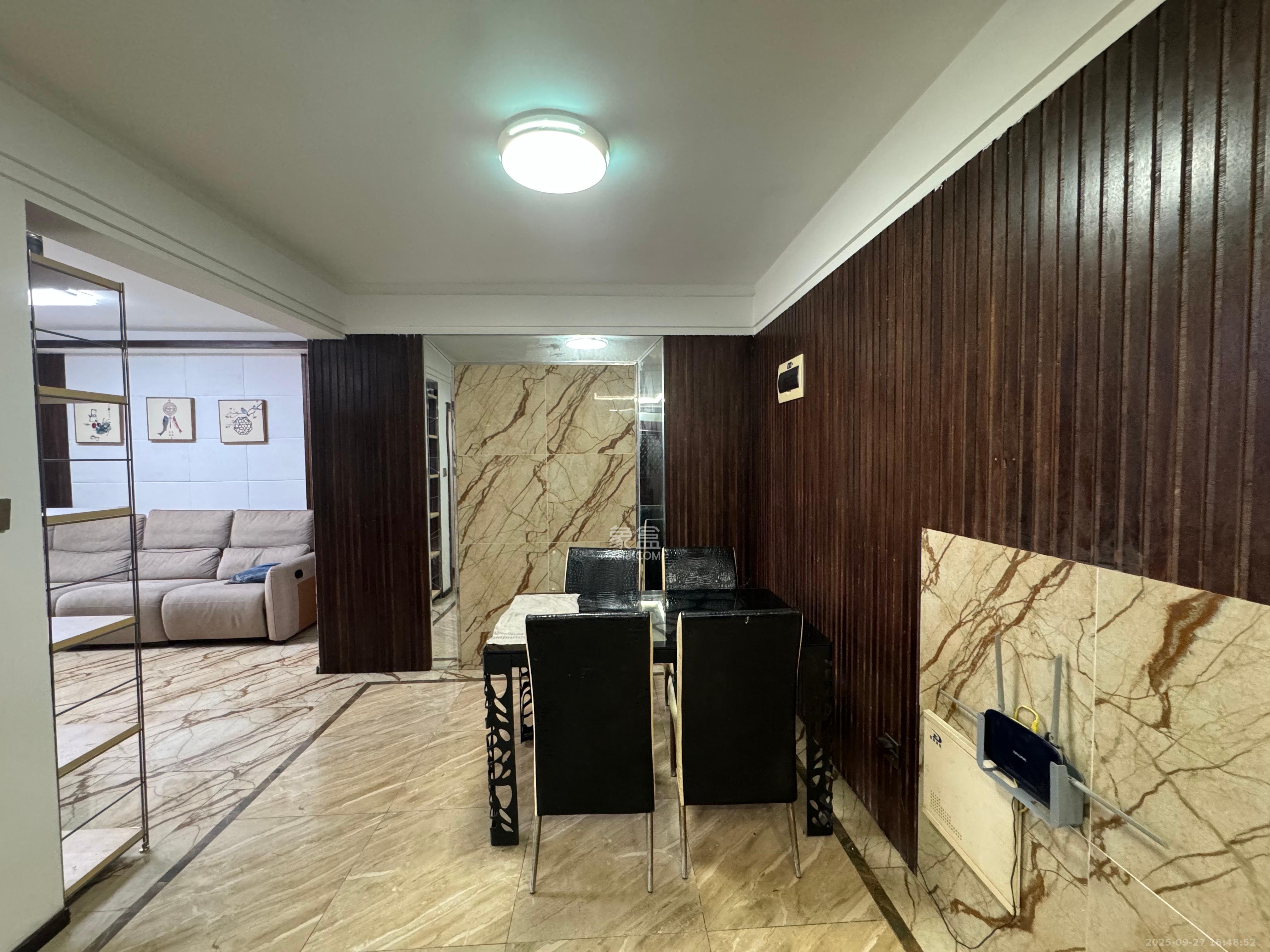 弘欣公寓 2室2厅1卫 1700.0元/月 弘欣公寓 2室2厅1卫 1700.0元/月室内图