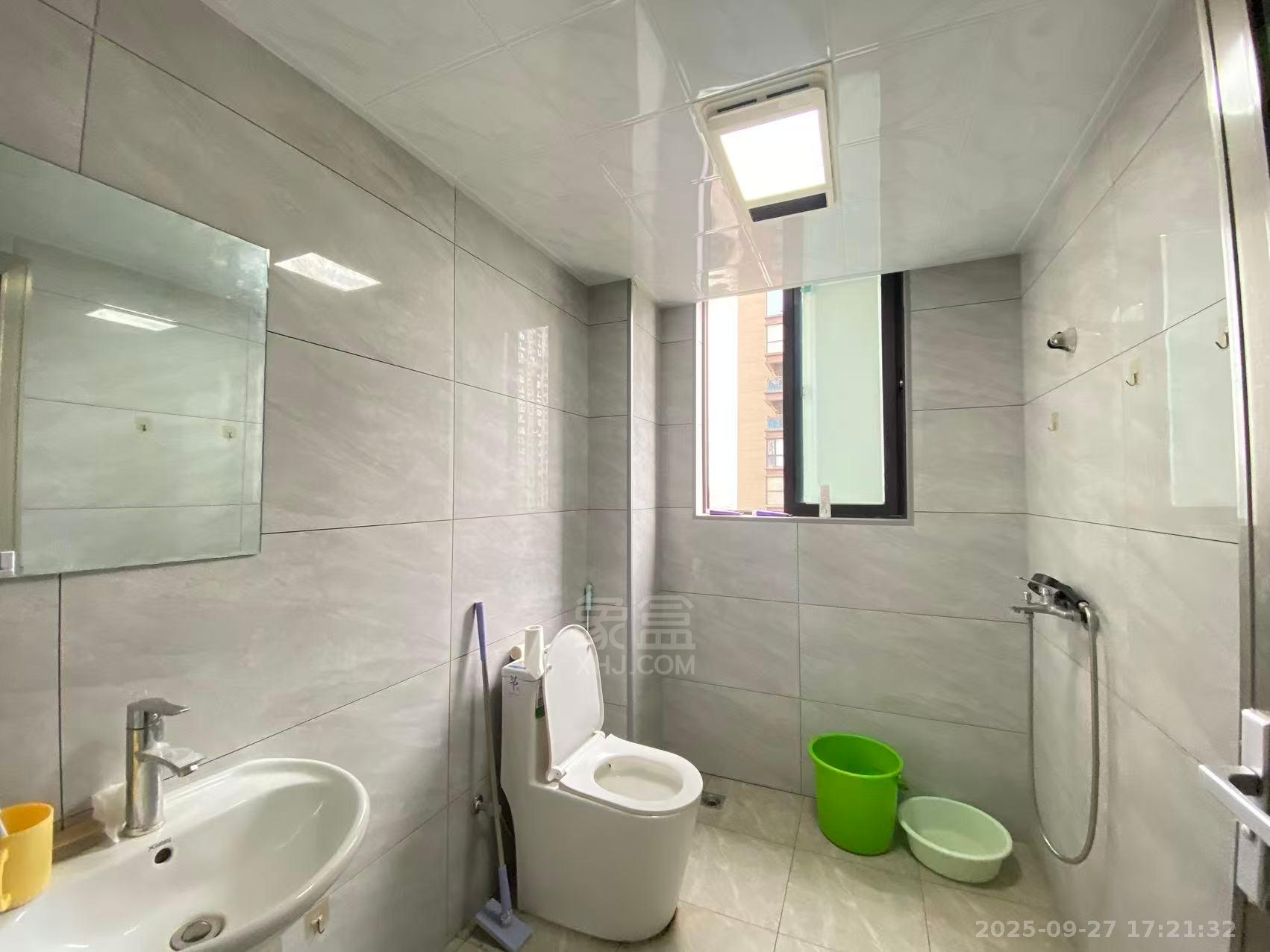 望云印象 4室2厅1卫 2600.0元/月 望云印象 4室2厅1卫 2600.0元/月室内图