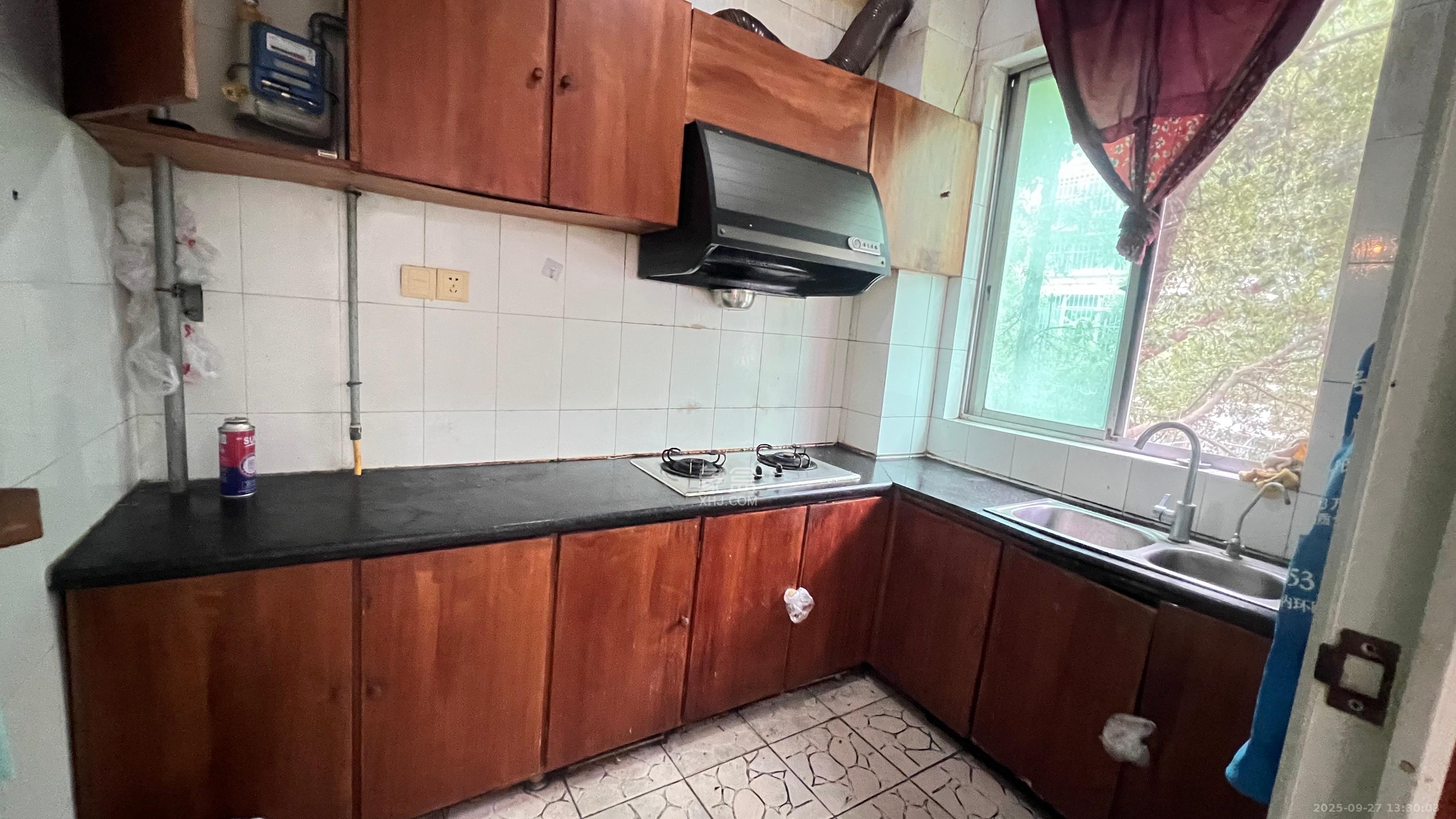 中南汽车世界 2室1厅1卫 1000.0元/月 中南汽车世界 2室1厅1卫 1000.0元/月室内图