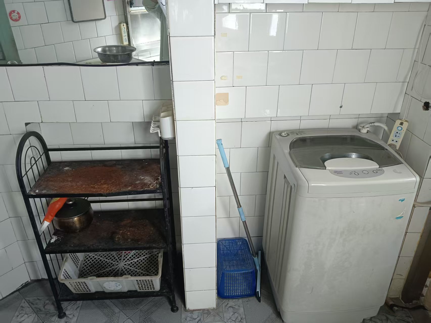 梓园社区(麻纺厂宿舍)  2室1厅1卫    15.0万室内图