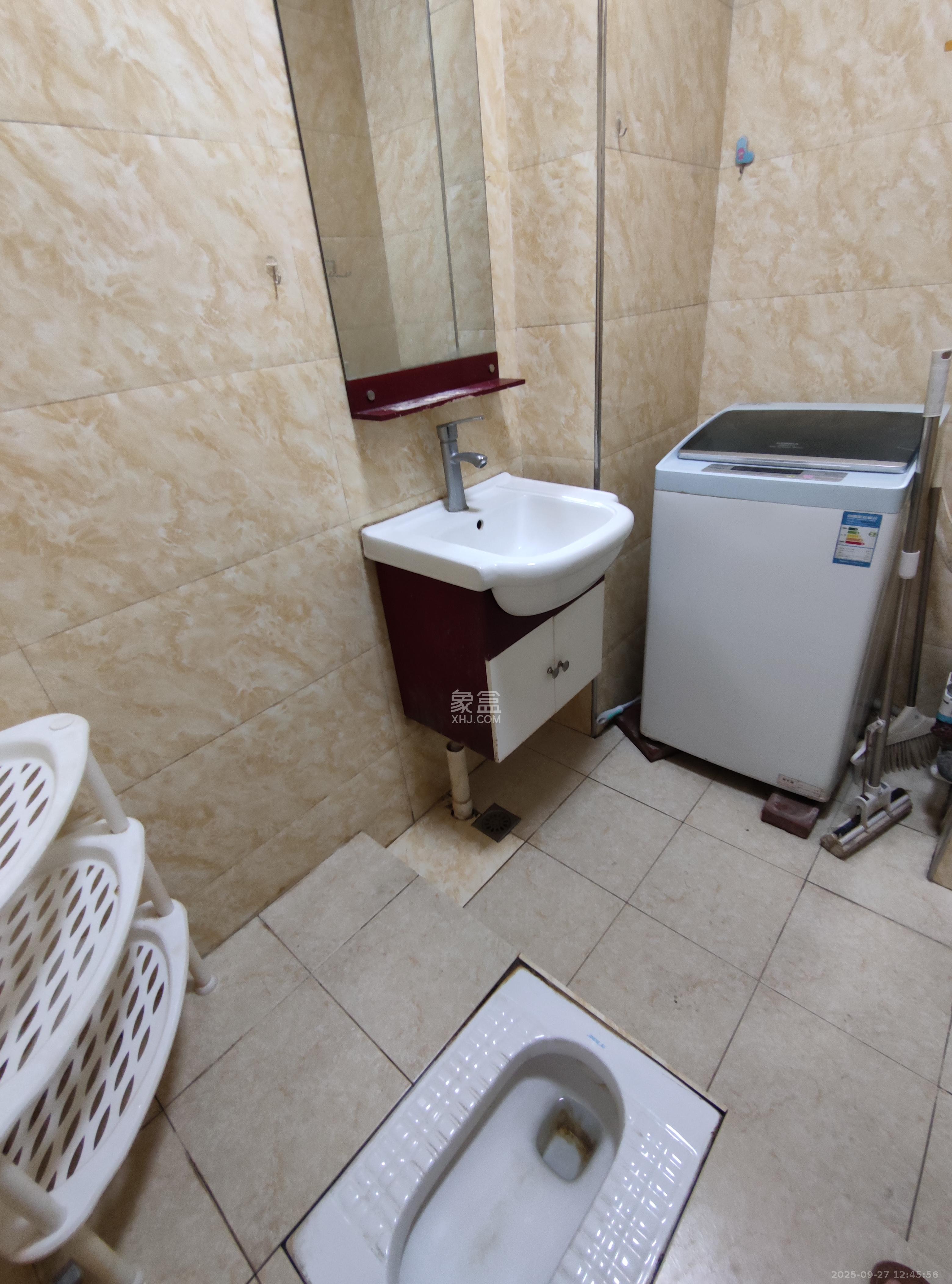 长房时代城 1室1厅1卫 1600.0元/月 长房时代城 1室1厅1卫 1600.0元/月室内图