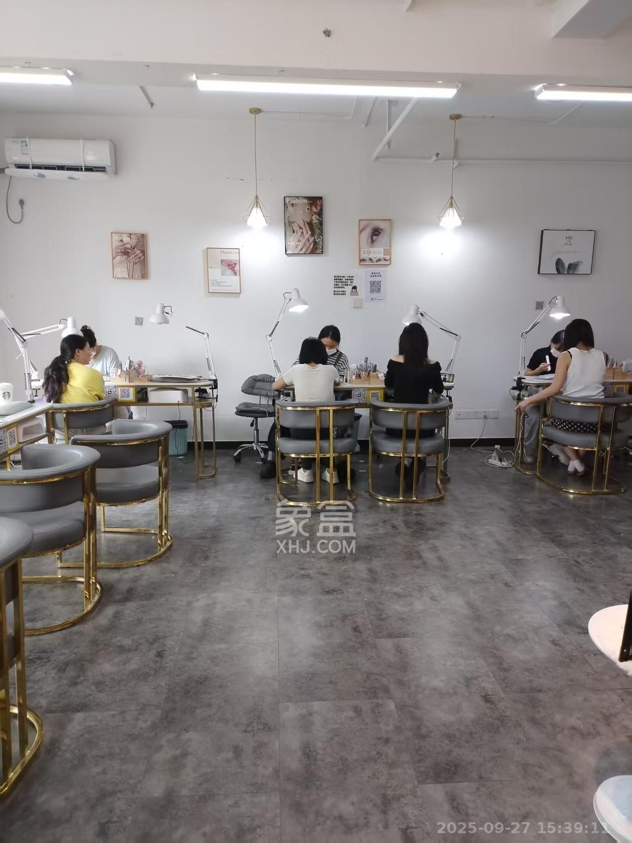 北辰三角洲B1E1区 1室1厅1卫 4200.0元/月 北辰三角洲B1E1区 1室1厅1卫 4200.0元/月室内图