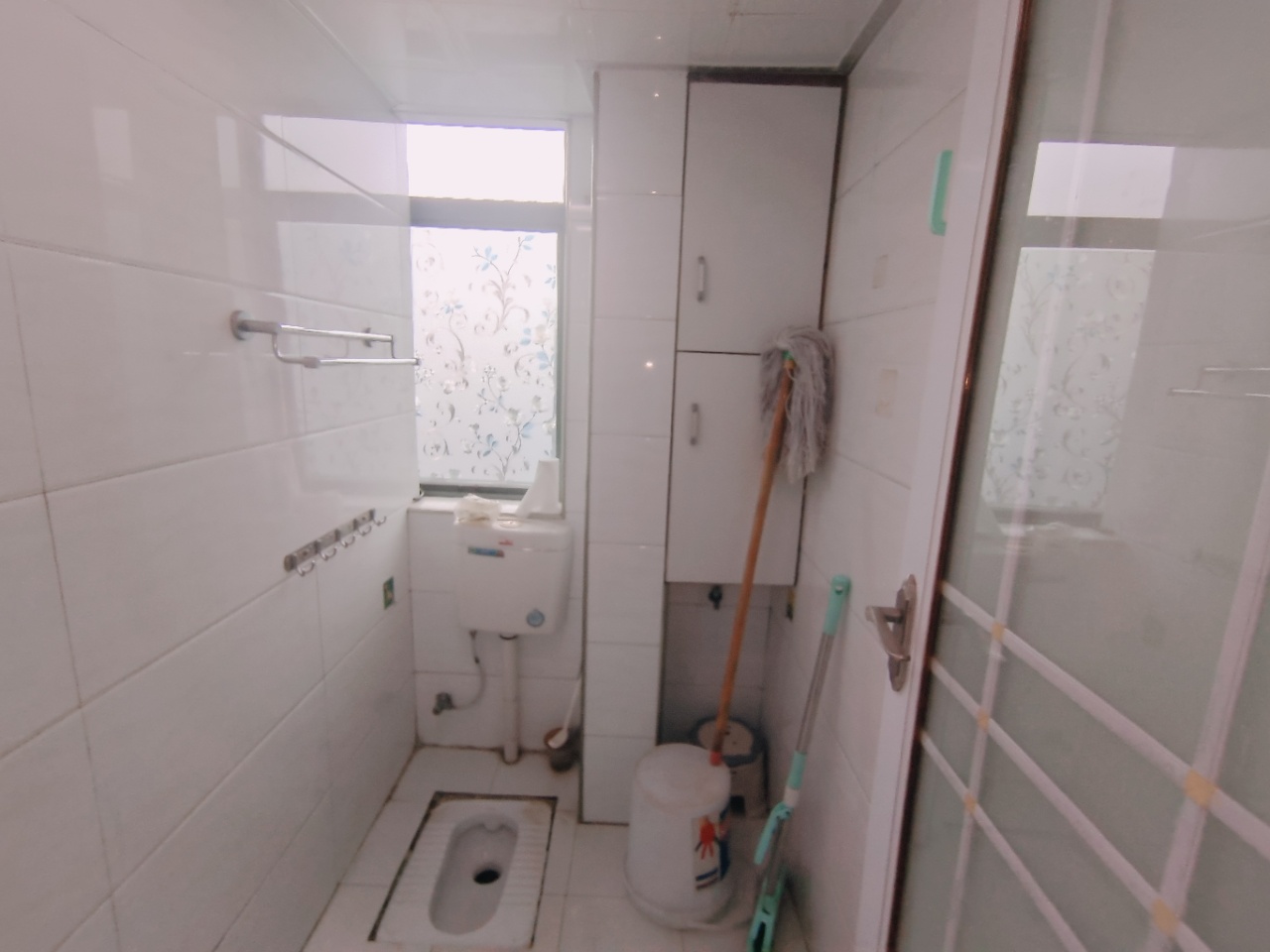 鹏利广场 3室2厅2卫 1700.0元/月 鹏利广场 3室2厅2卫 1700.0元/月室内图