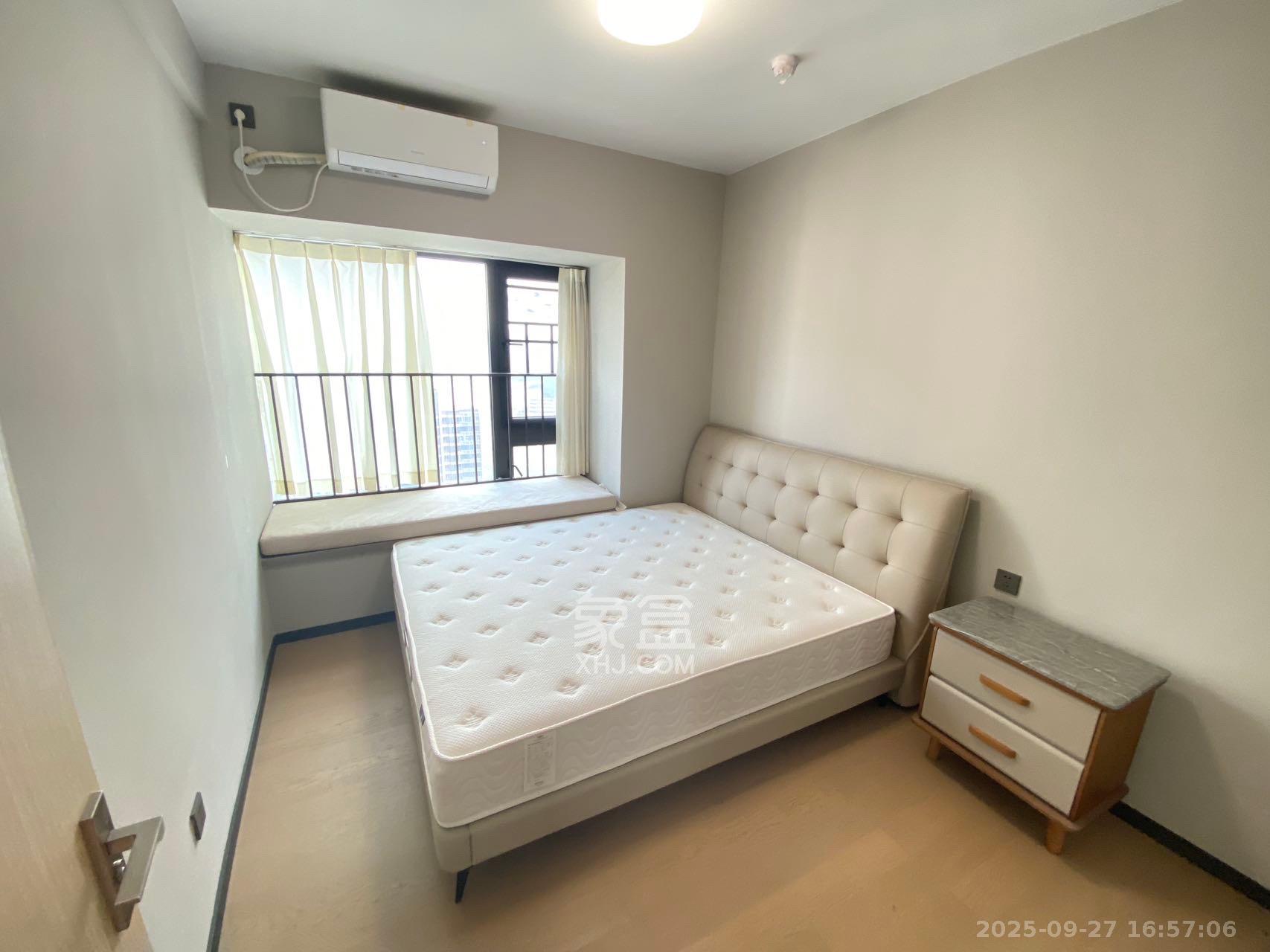 时代梅溪领峰  3室1厅2卫    3500.0元/月室内图