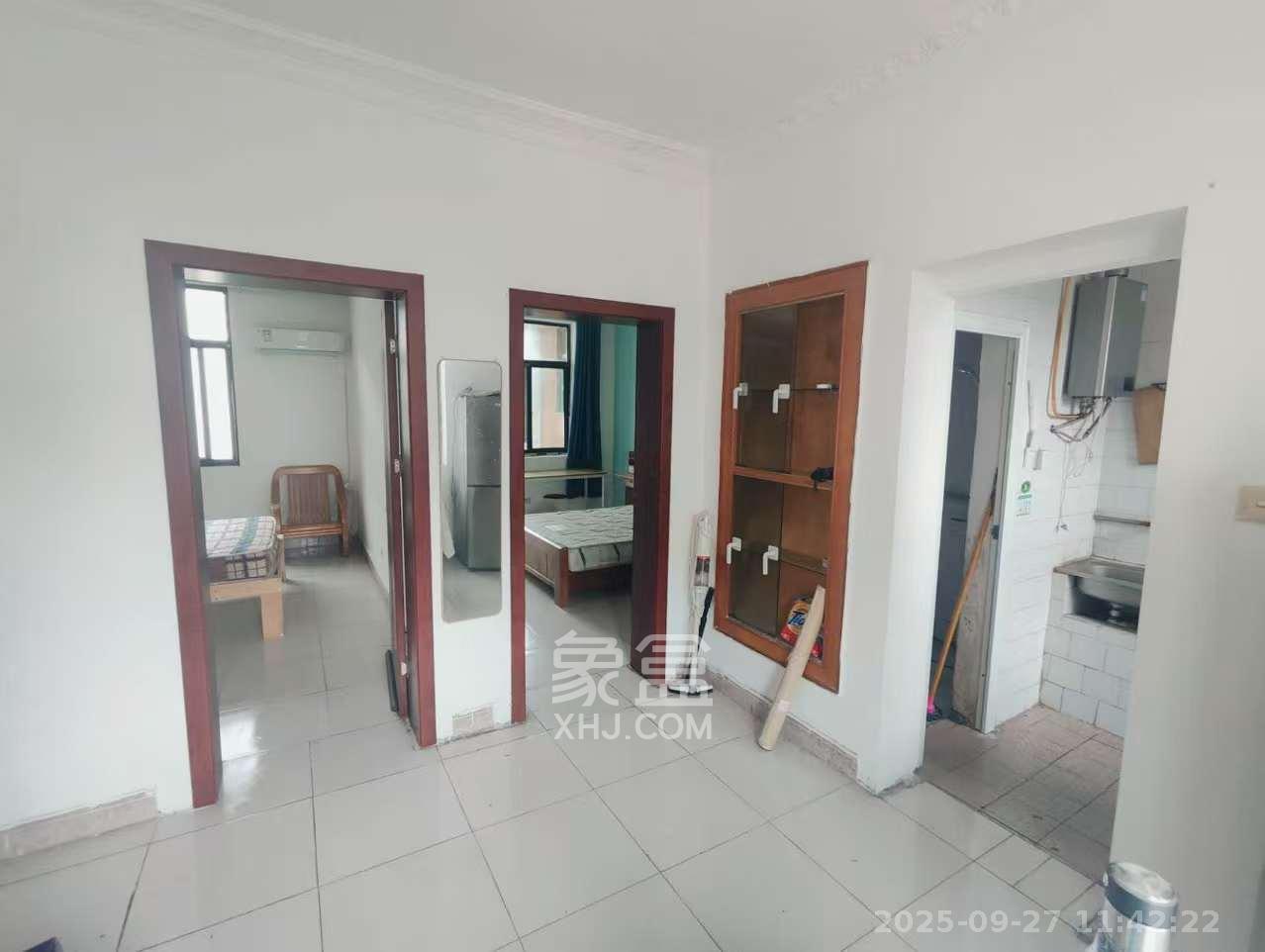 金科园  2室1厅1卫    1600.0元/月室内图