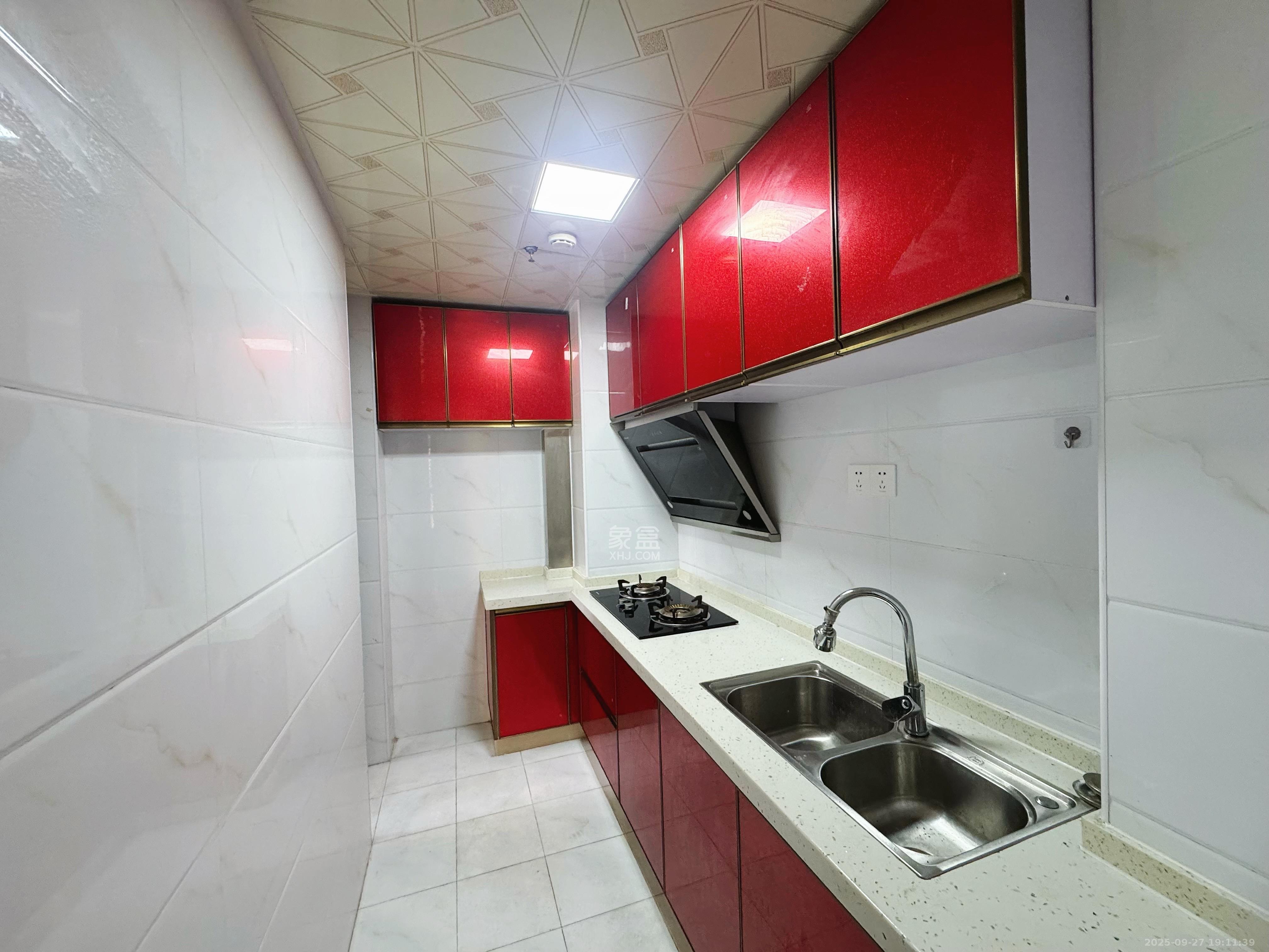 华润五彩城 3室2厅1卫 2000.0元/月 华润五彩城 3室2厅1卫 2000.0元/月室内图