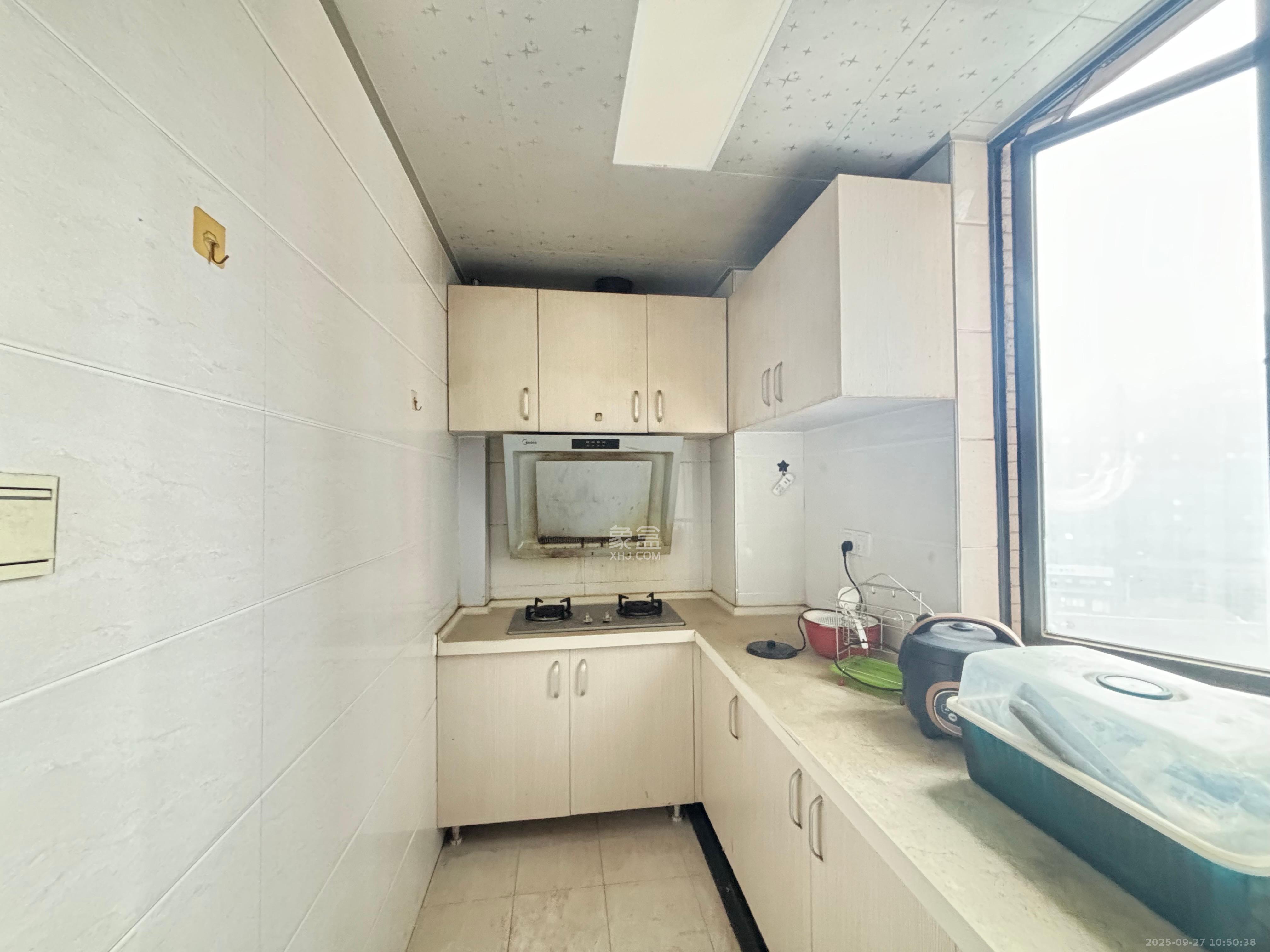 湘府9号  2室2厅1卫    1600.0元/月室内图