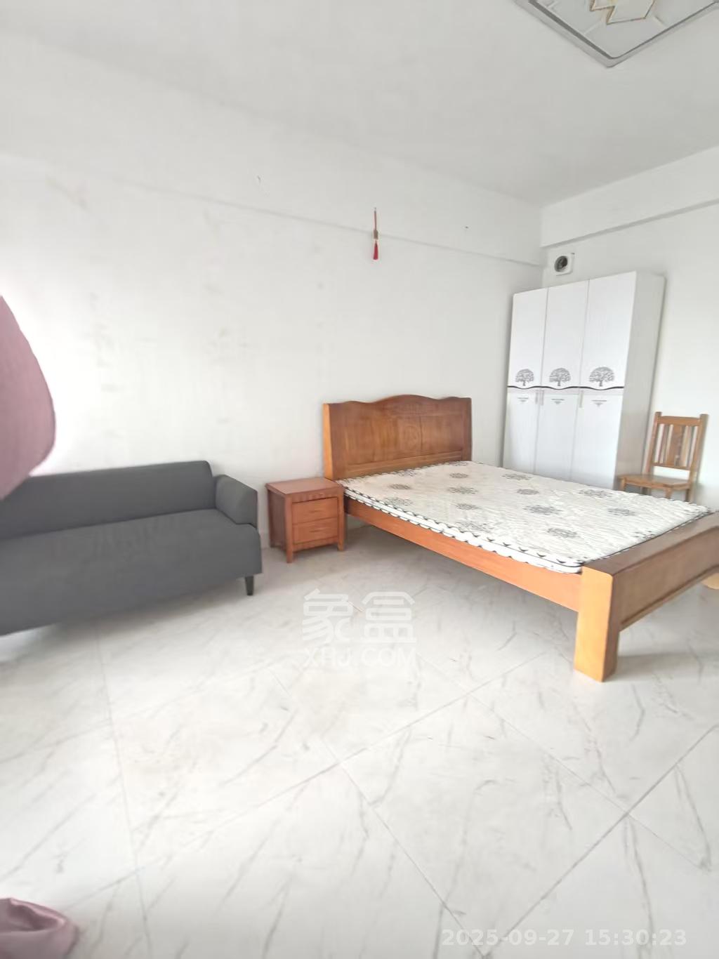 锦华时代 1室1厅1卫 1200.0元/月 锦华时代 1室1厅1卫 1200.0元/月室内图