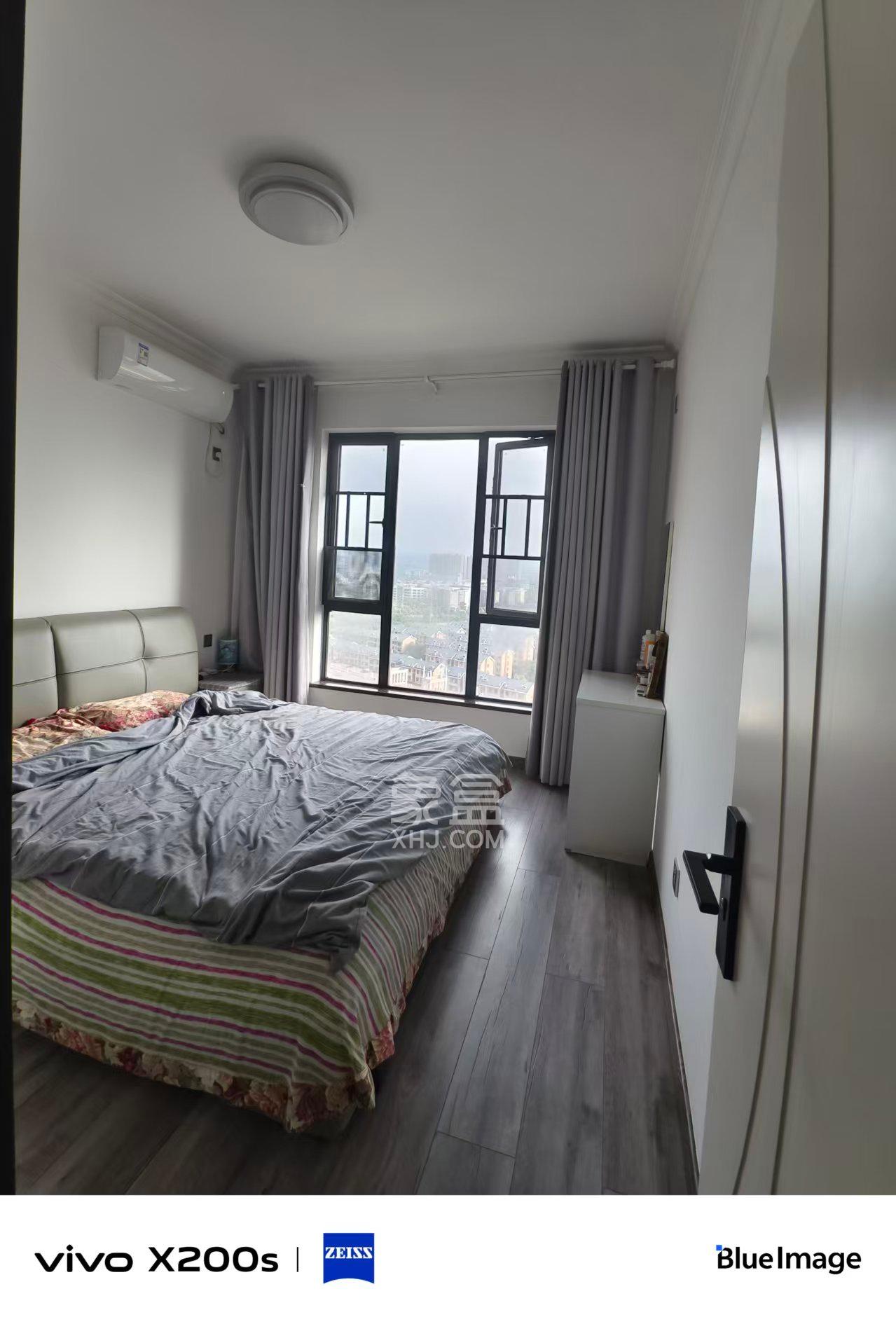 南庭城果  3室2厅2卫    2600.0元/月室内图