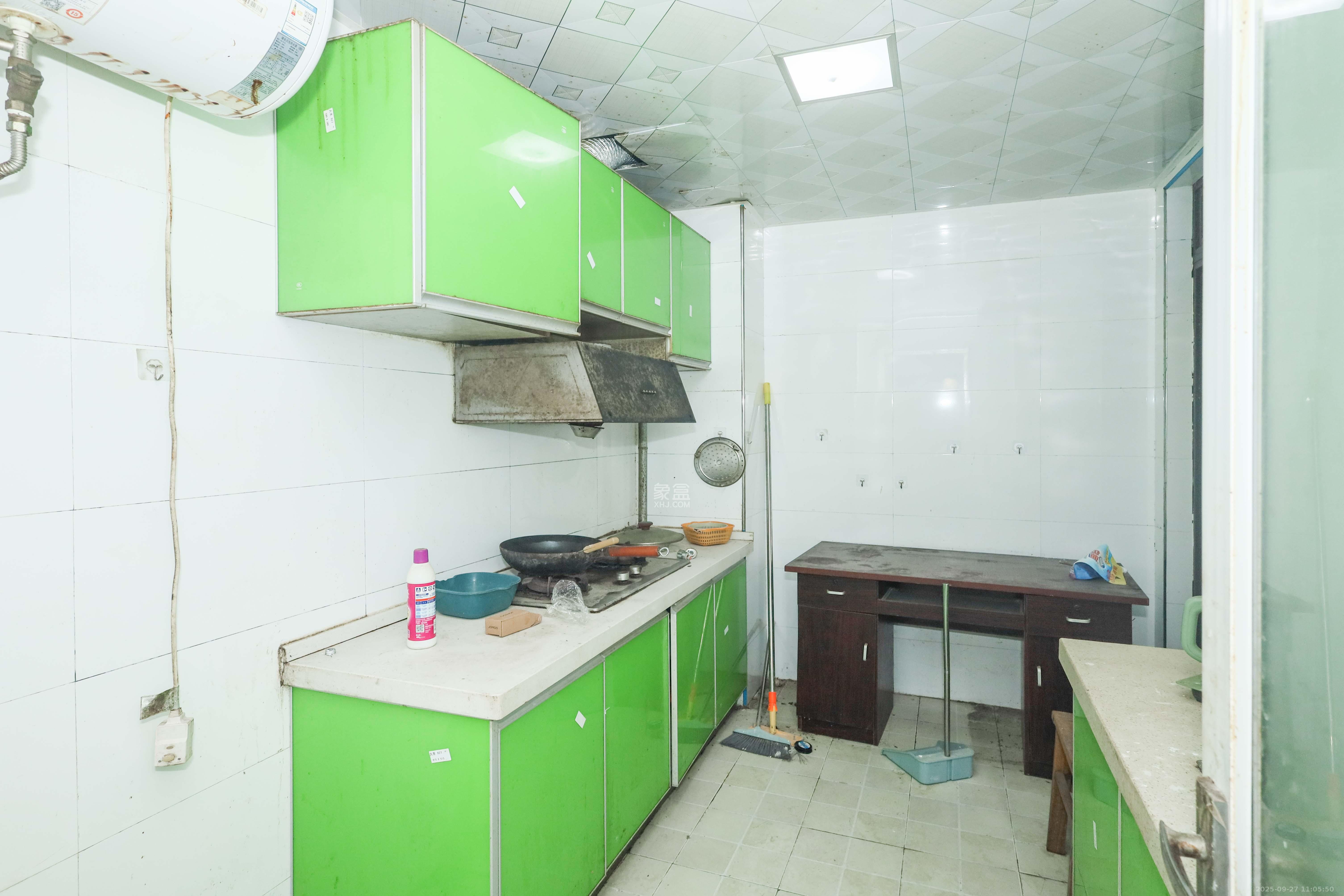 梅溪鑫苑名家 3室2厅1卫 68.0万 梅溪鑫苑名家 3室2厅1卫 68.0万厨房