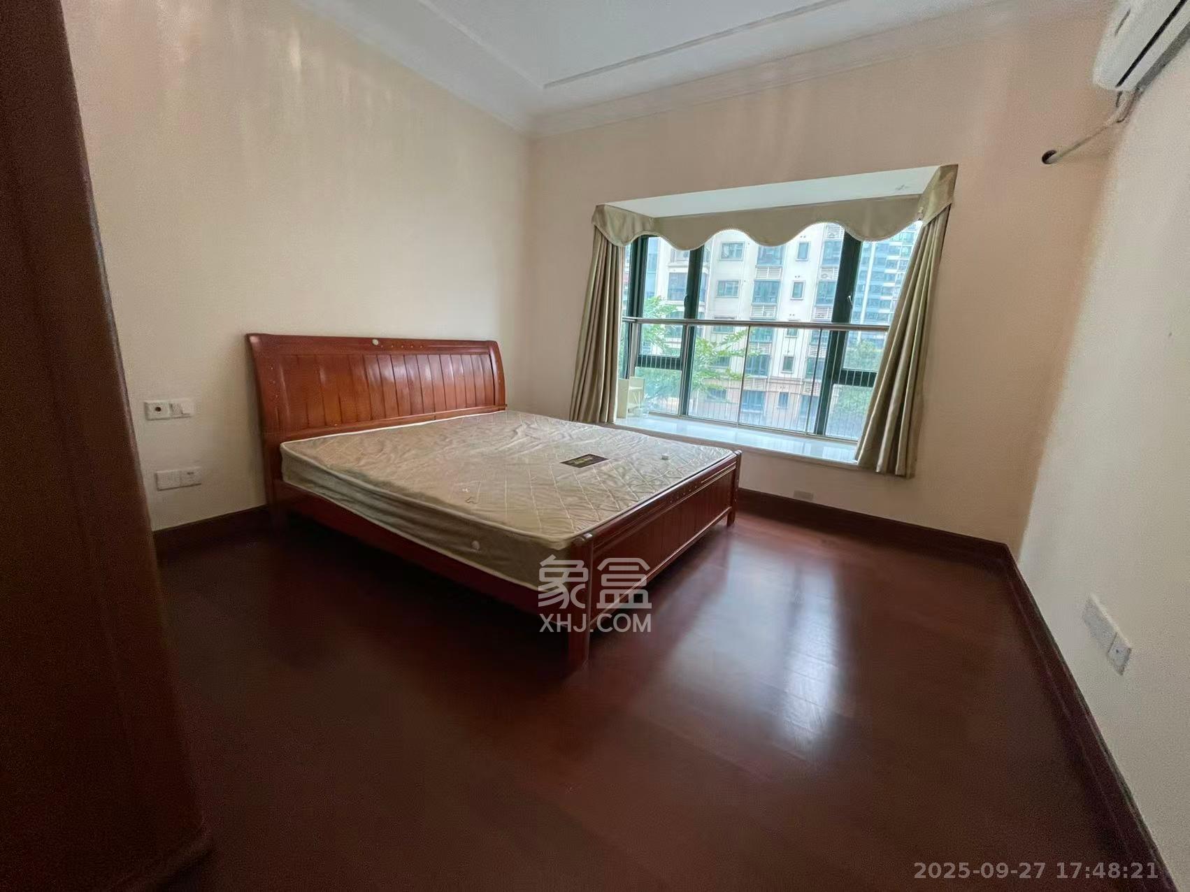 恒大雅苑 3室2厅2卫 2400.0元/月 恒大雅苑 3室2厅2卫 2400.0元/月室内图