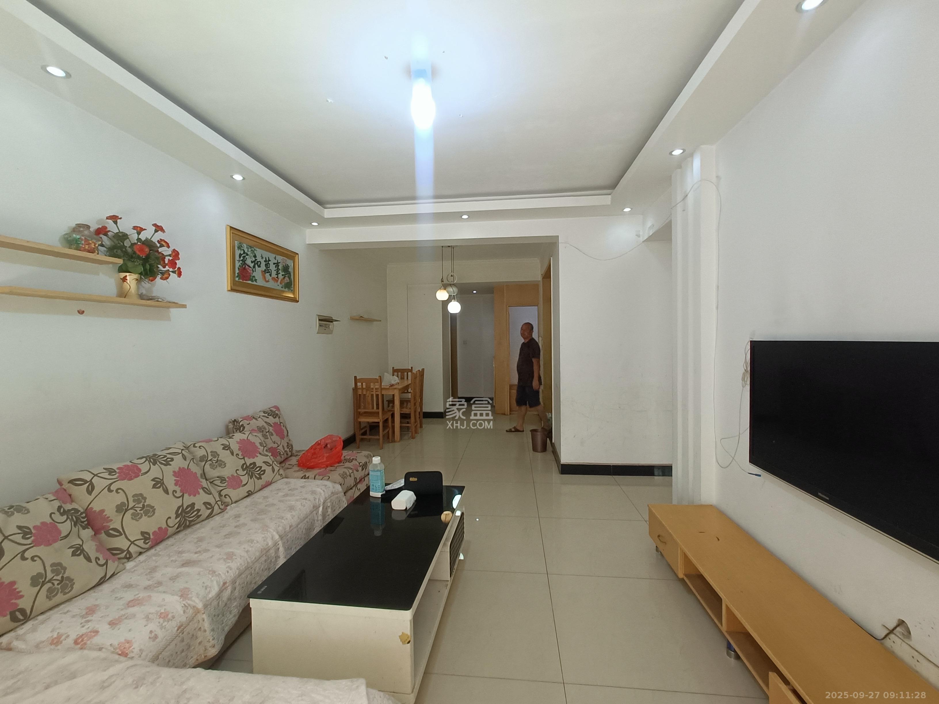 东门尚苑 2室2厅1卫 1500.0元/月 东门尚苑 2室2厅1卫 1500.0元/月室内图