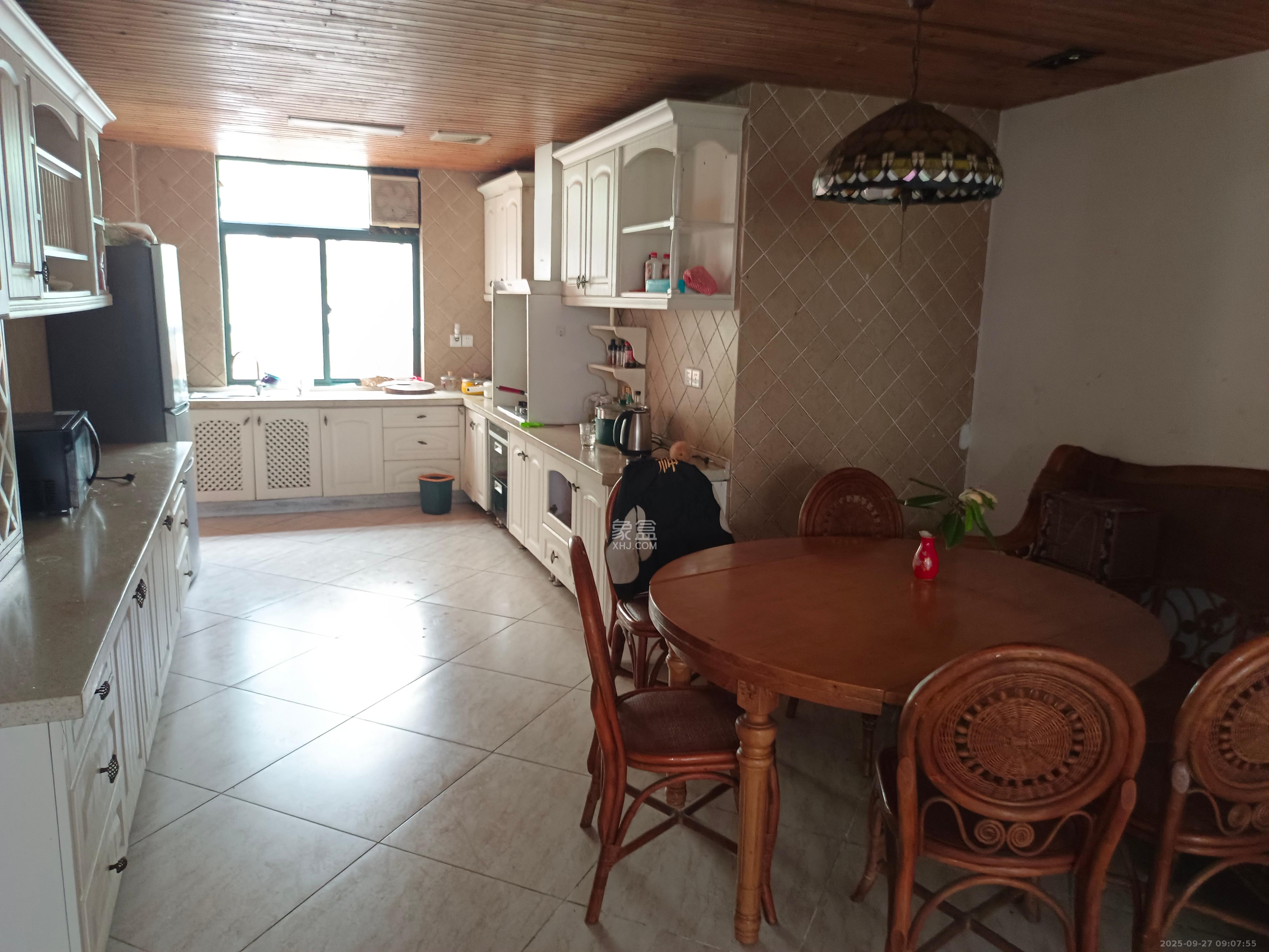 东业早安星城 3室2厅2卫 2550.0元/月 东业早安星城 3室2厅2卫 2550.0元/月室内图