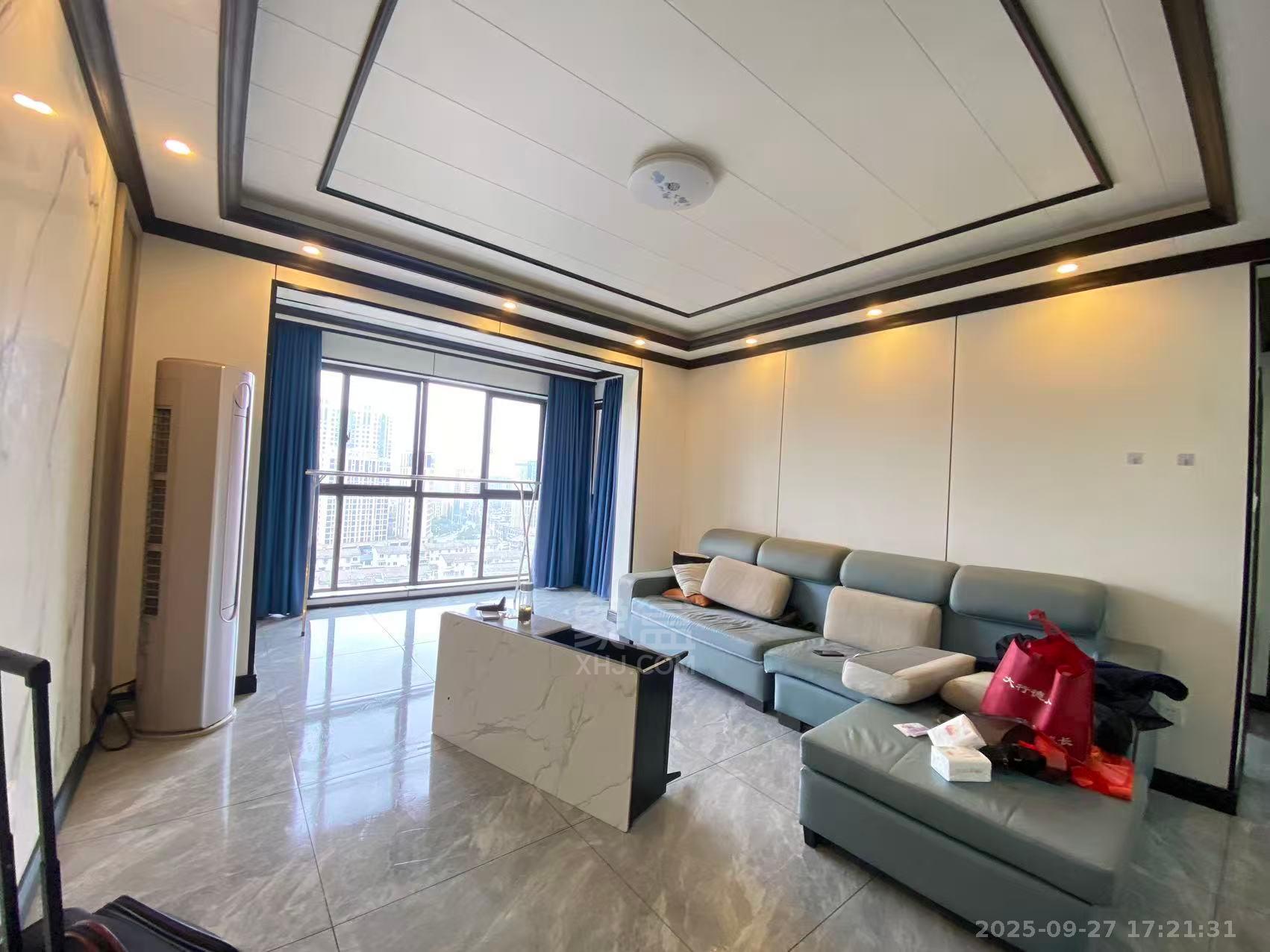 望云印象 4室2厅1卫 2600.0元/月 望云印象 4室2厅1卫 2600.0元/月室内图