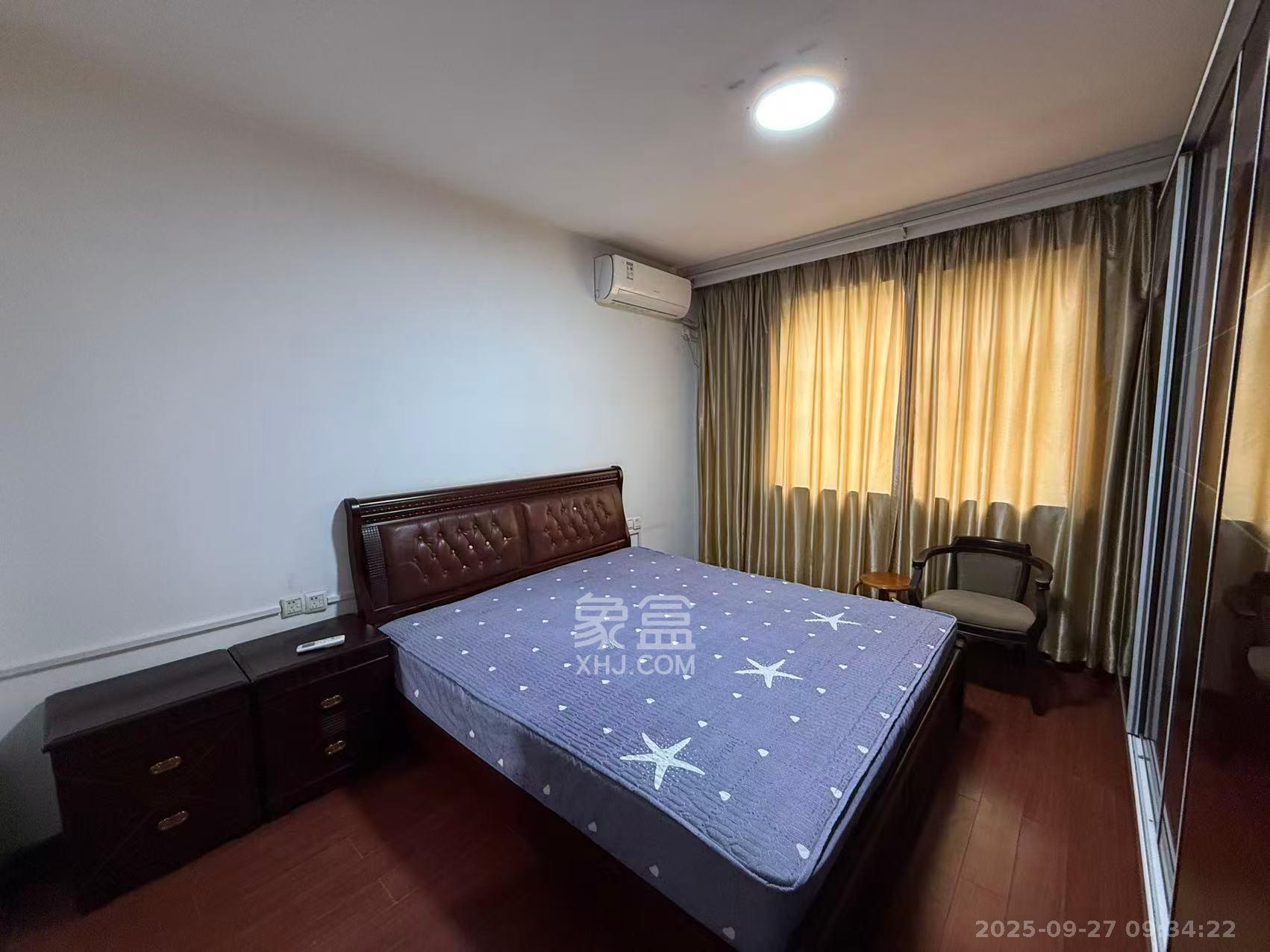 东方新城  6室2厅3卫    900.0元/月室内图