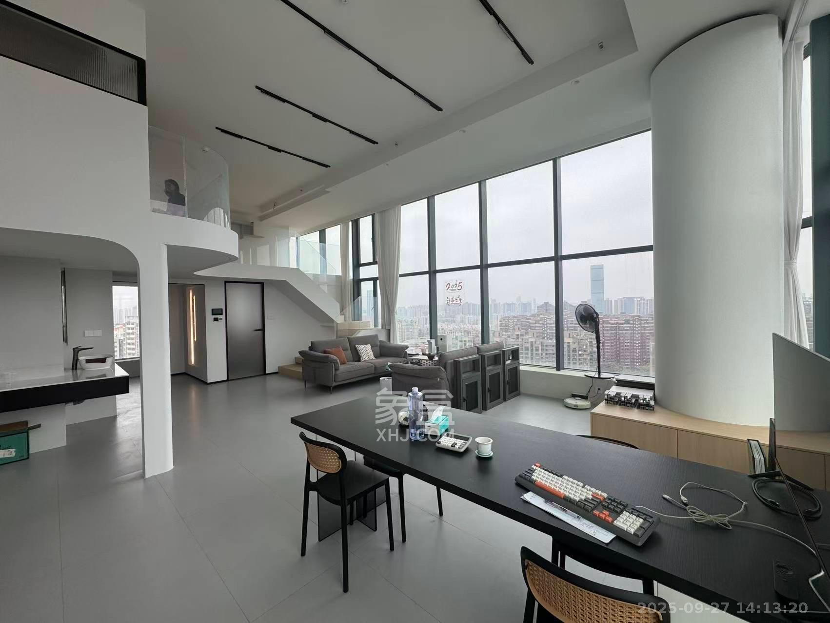 京武浪琴山三期(京武中心) 2室1厅1卫 8500.0元/月 京武浪琴山三期(京武中心) 2室1厅1卫 8500.0元/月室内图