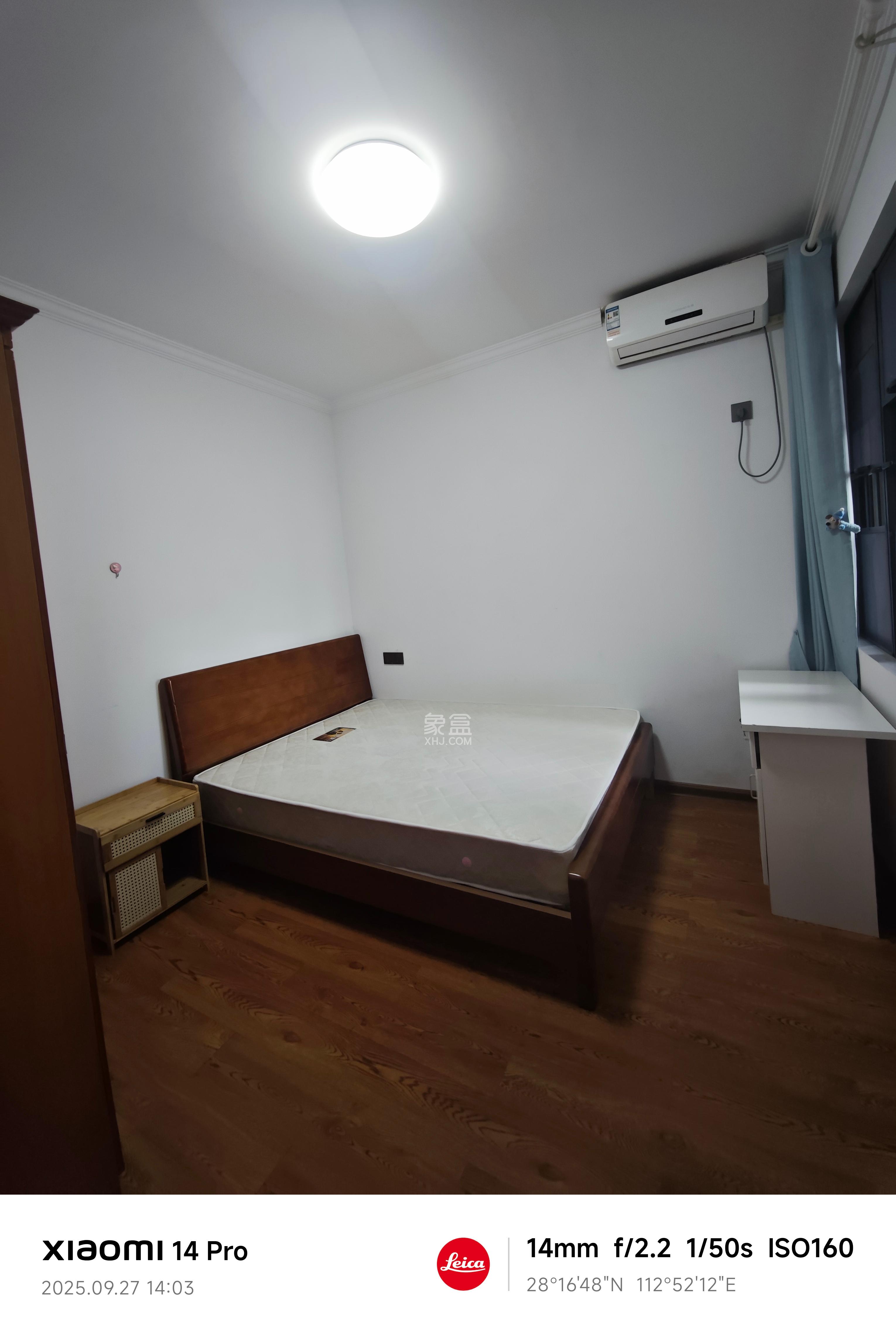 华城城市广场  3室2厅2卫    2000.0元/月室内图