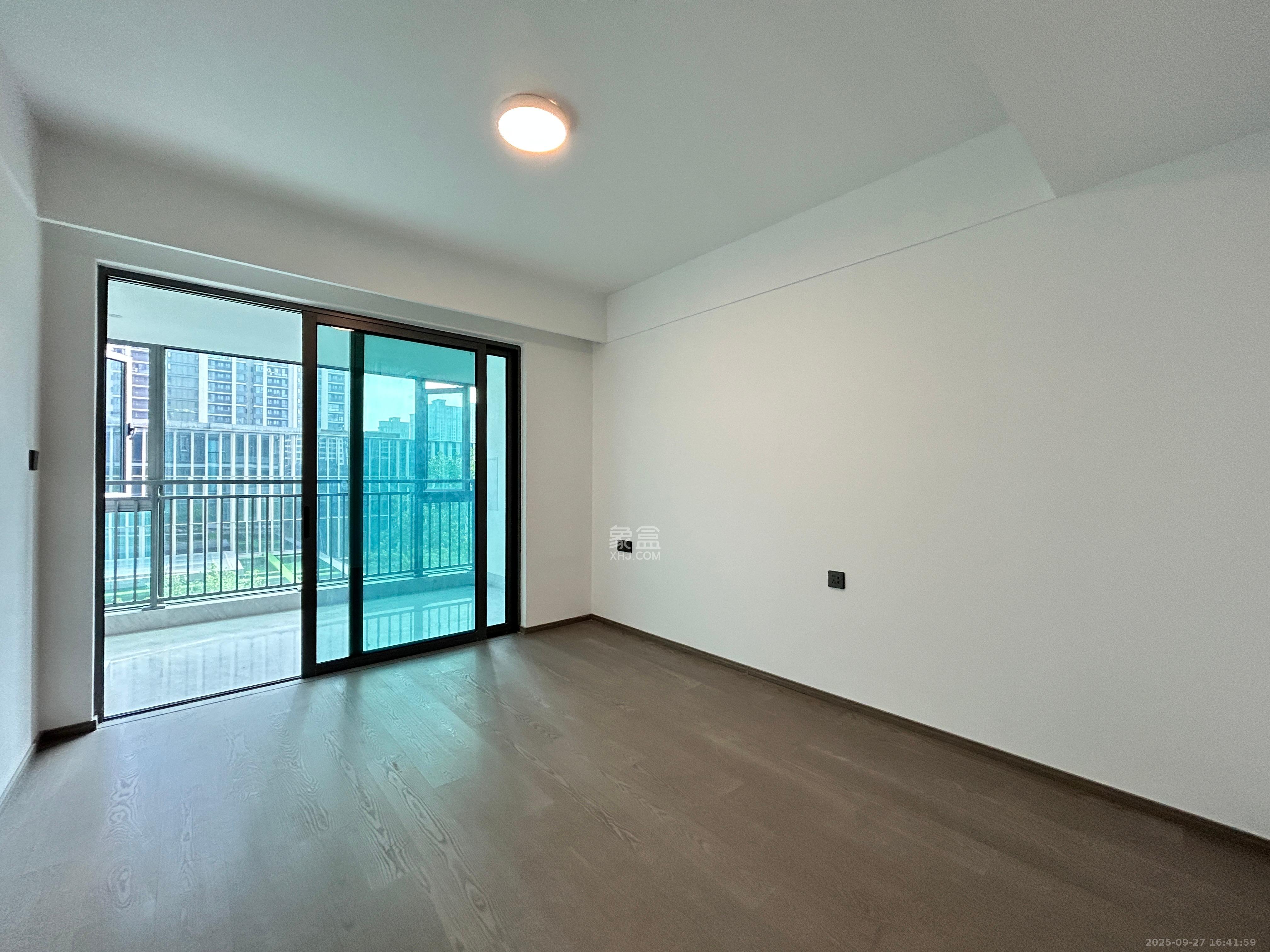 招商蛇口滨江境  1室0厅0卫    15000.0元/月室内图