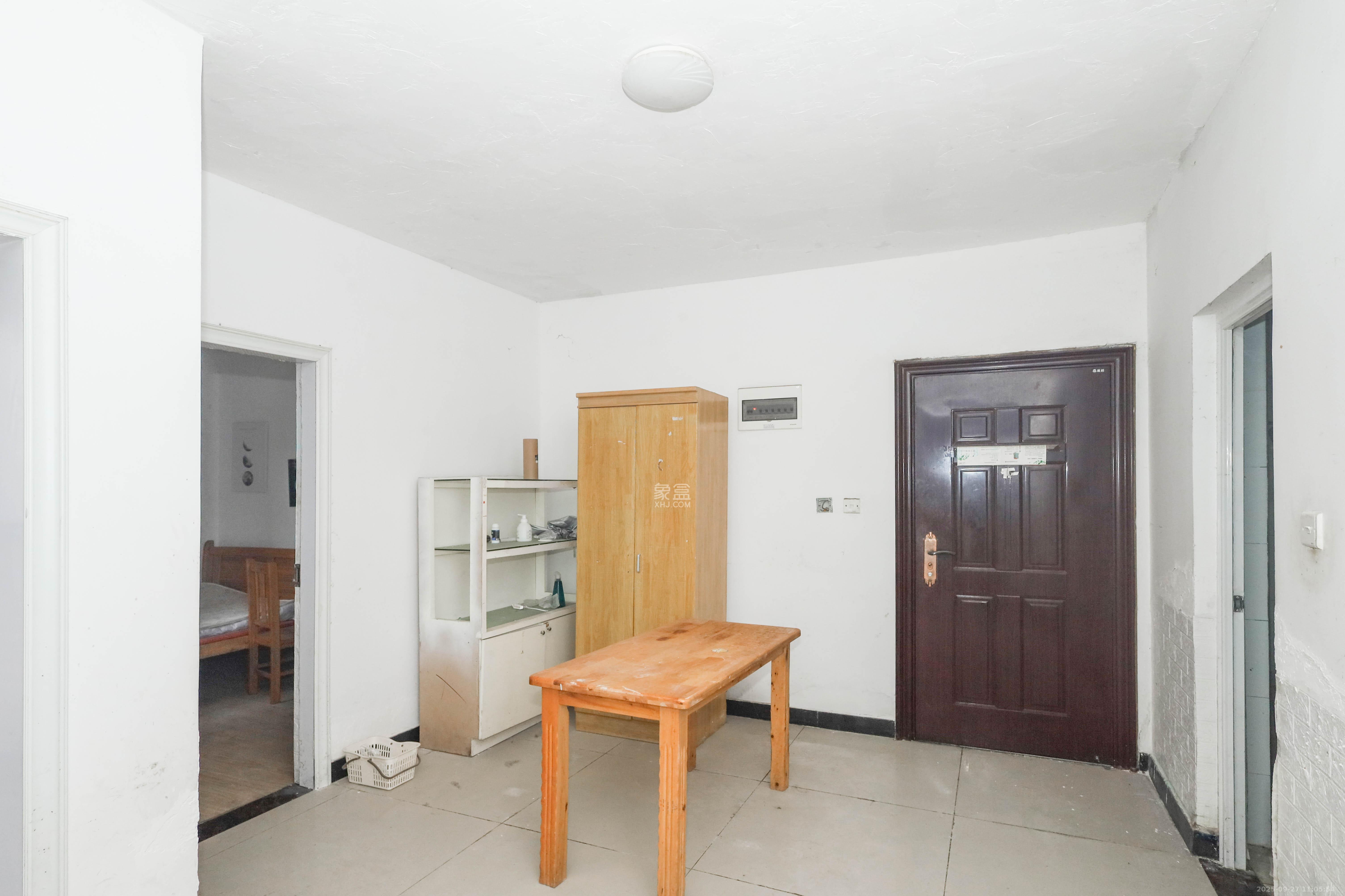 梅溪鑫苑名家 3室2厅1卫 68.0万 梅溪鑫苑名家 3室2厅1卫 68.0万客厅