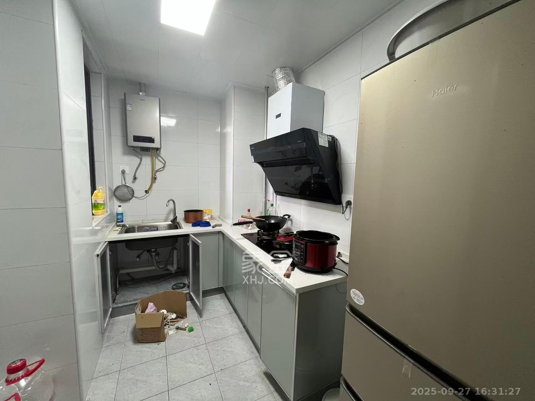 建发中央悦府  3室2厅1卫    3200.0元/月室内图