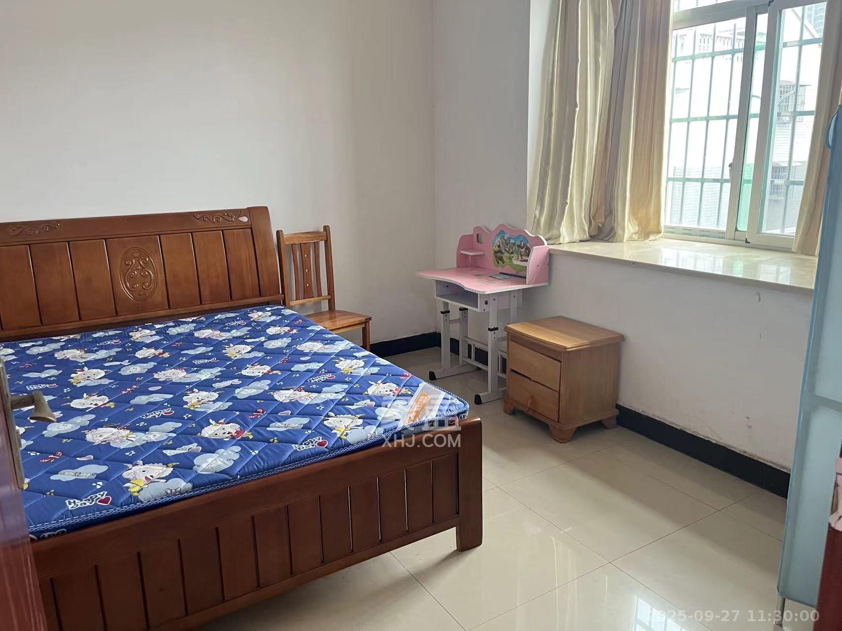 兴联母山小区 3室1厅1卫 1200.0元/月 兴联母山小区 3室1厅1卫 1200.0元/月室内图