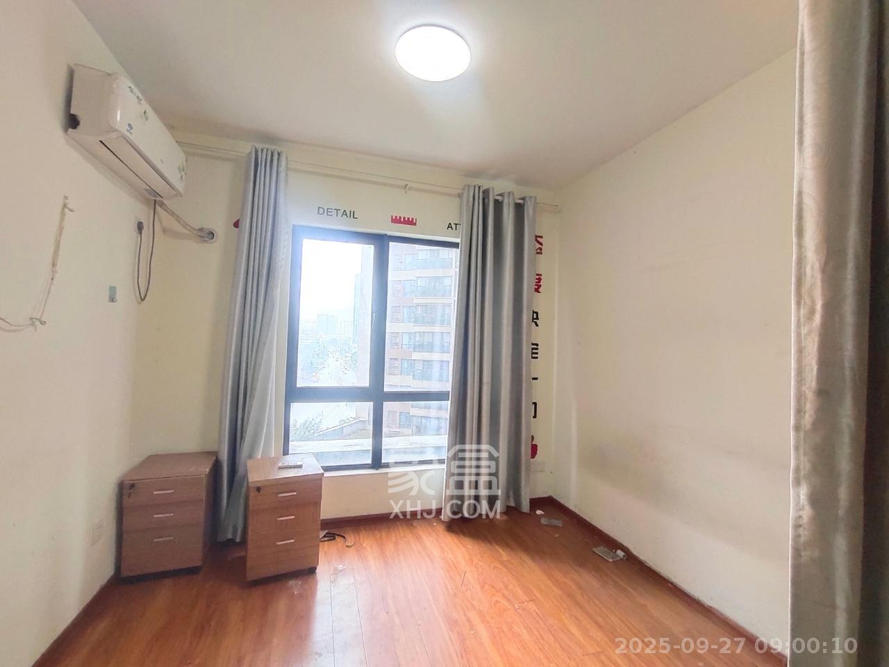 达美D6区 4室2厅2卫 3200.0元/月 达美D6区 4室2厅2卫 3200.0元/月室内图