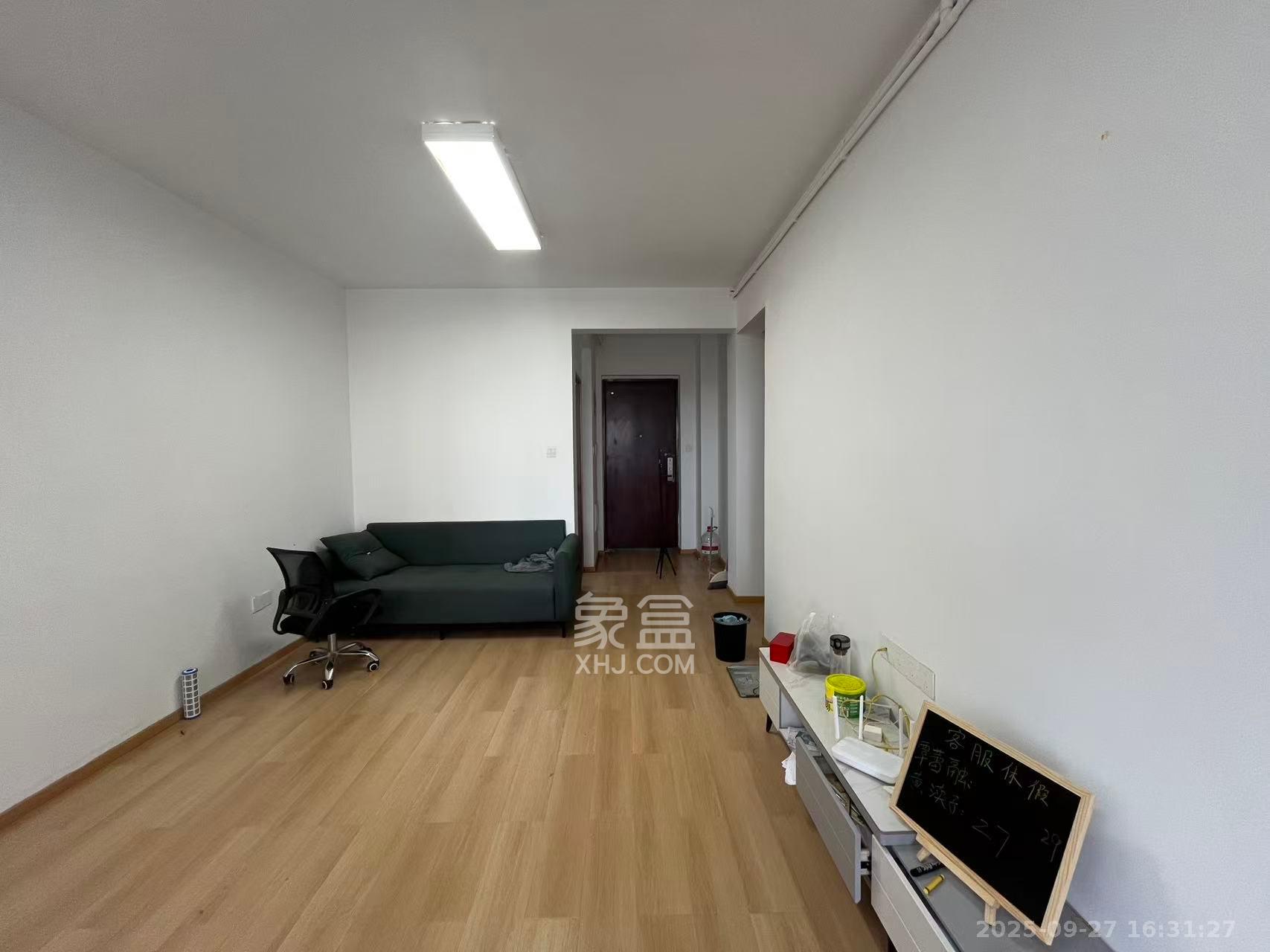 建发中央悦府  3室2厅1卫    3200.0元/月室内图