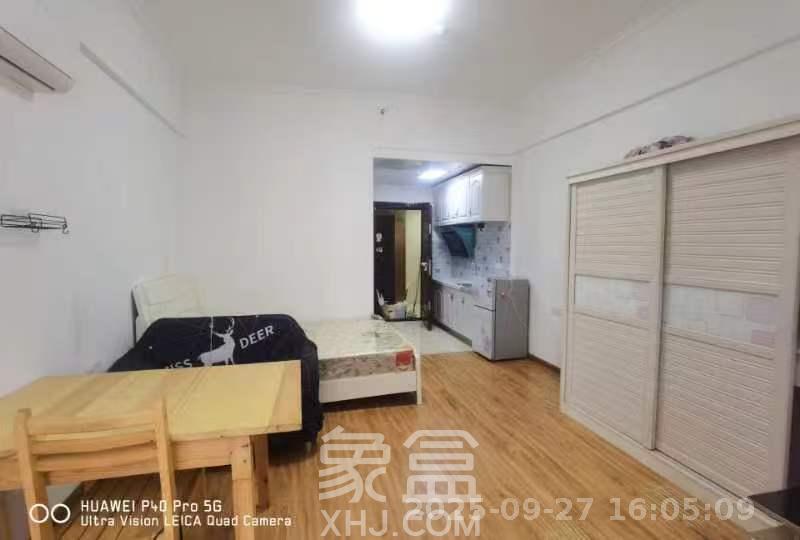 乐尚城  1室1厅1卫    1400.0元/月室内图