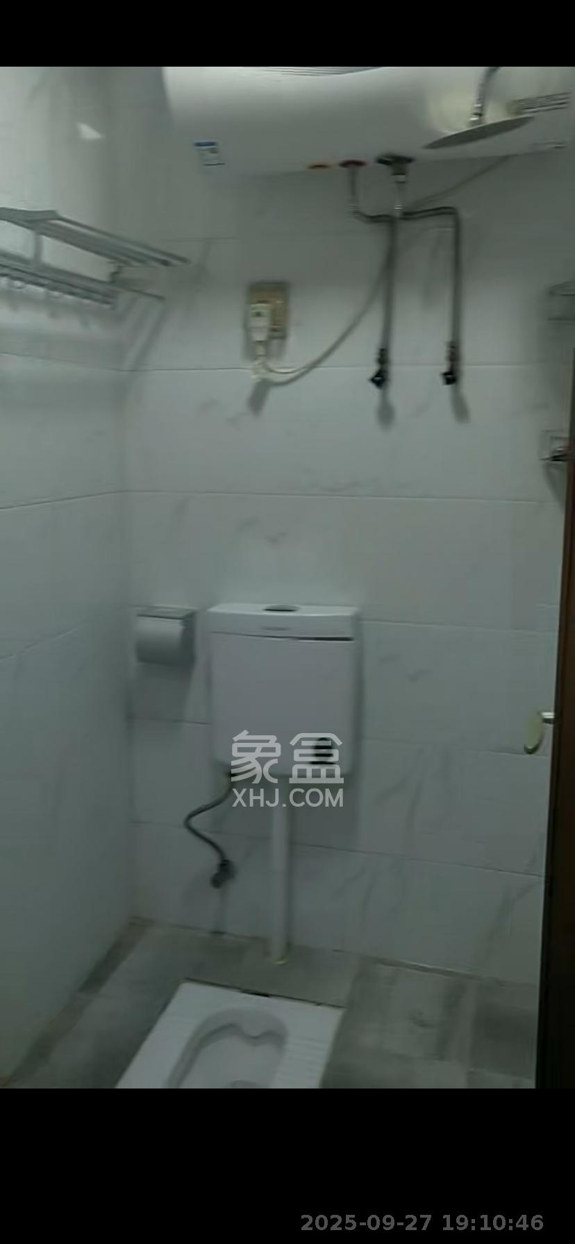 梅溪国际公寓（步步高新天地）  1室1厅1卫   1700.00元/月室内图
