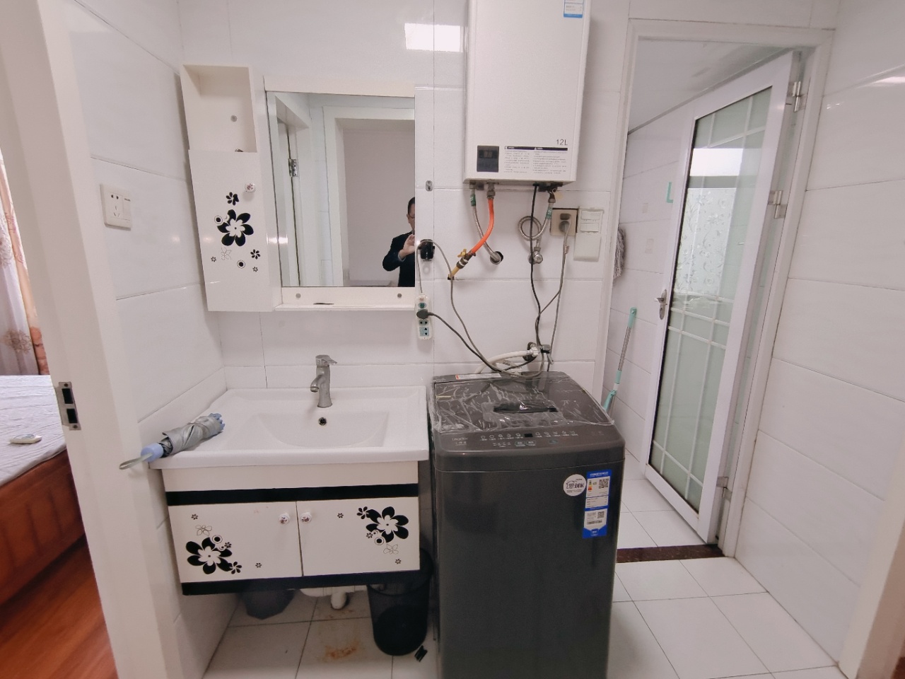 鹏利广场  3室2厅2卫    1700.0元/月室内图