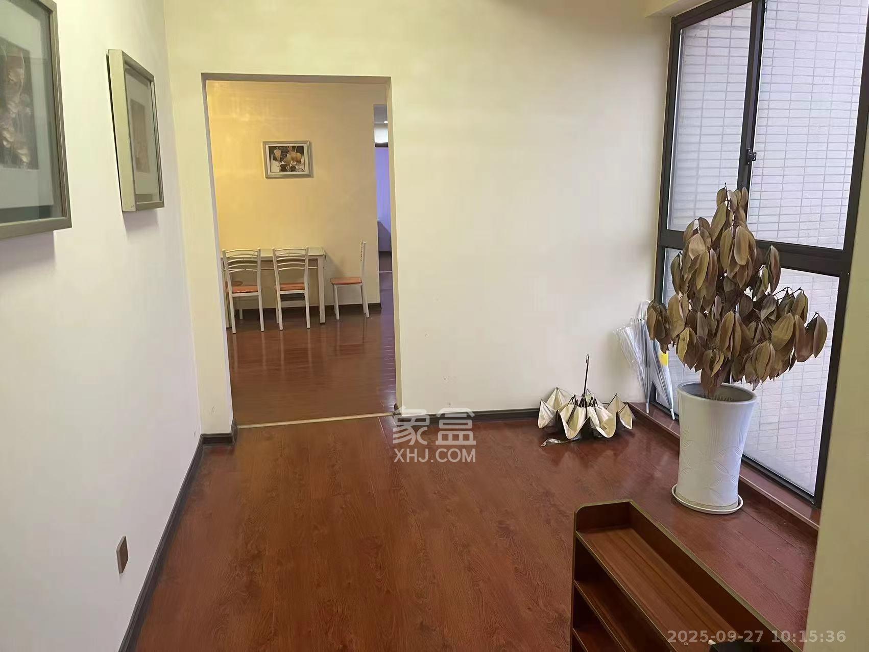 湖南报业文化城（米地亚家园）  3室2厅2卫    1800.0元/月室内图