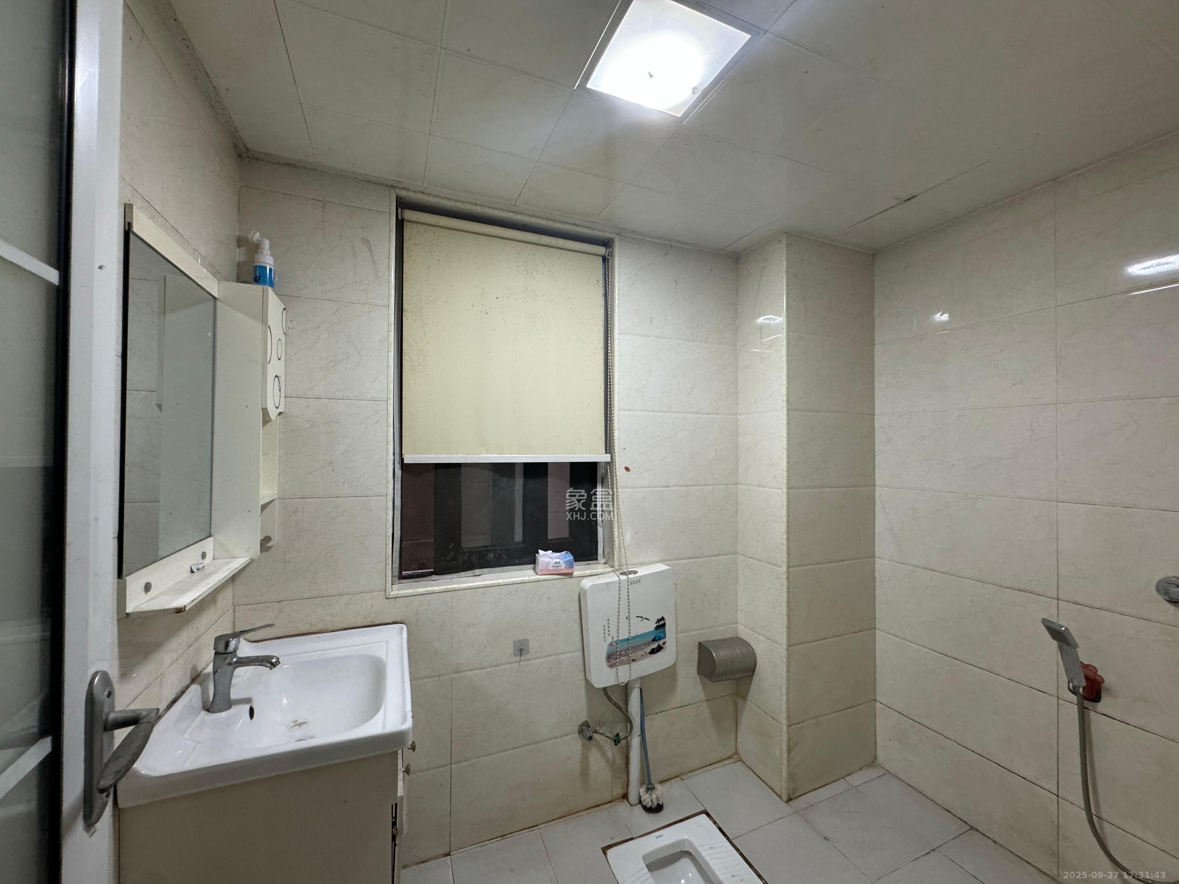 中信凯旋蓝岸（中信新城三期）  4室2厅2卫    2000.0元/月室内图